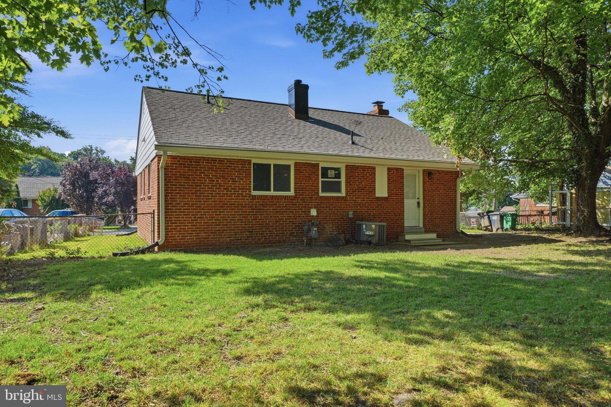 LANGLEY PARK - Residential