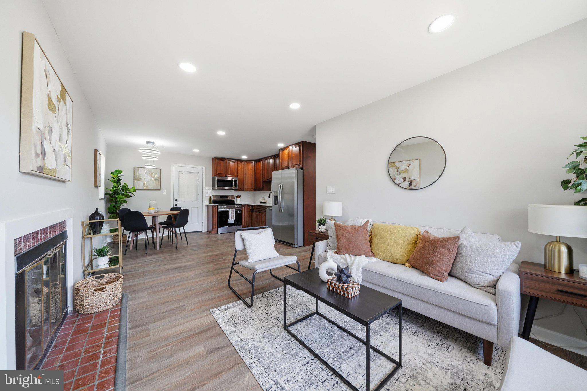 LANGLEY PARK - Residential