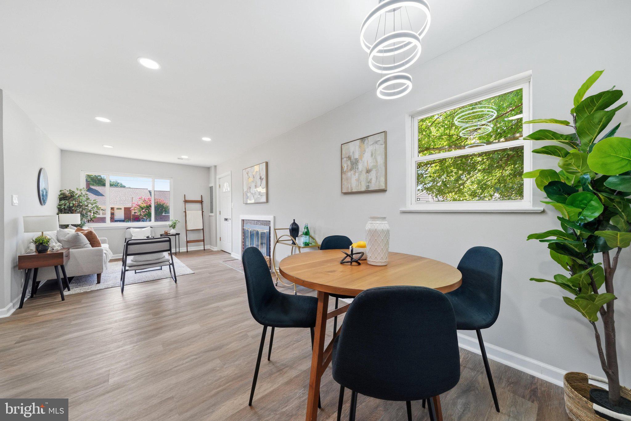 LANGLEY PARK - Residential