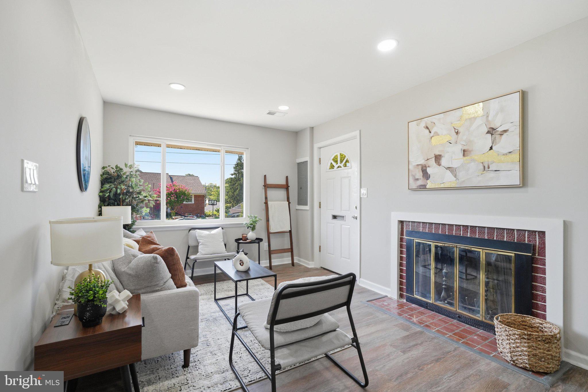 LANGLEY PARK - Residential