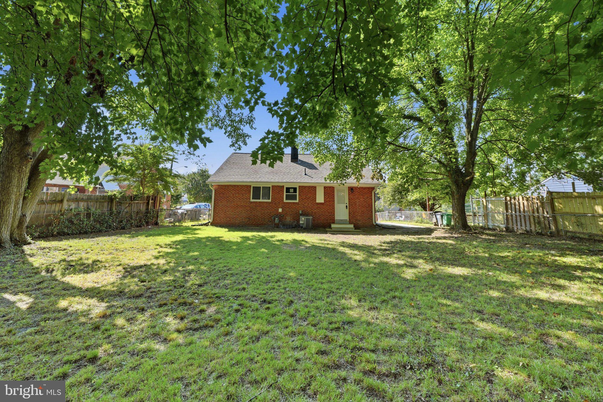 LANGLEY PARK - Residential