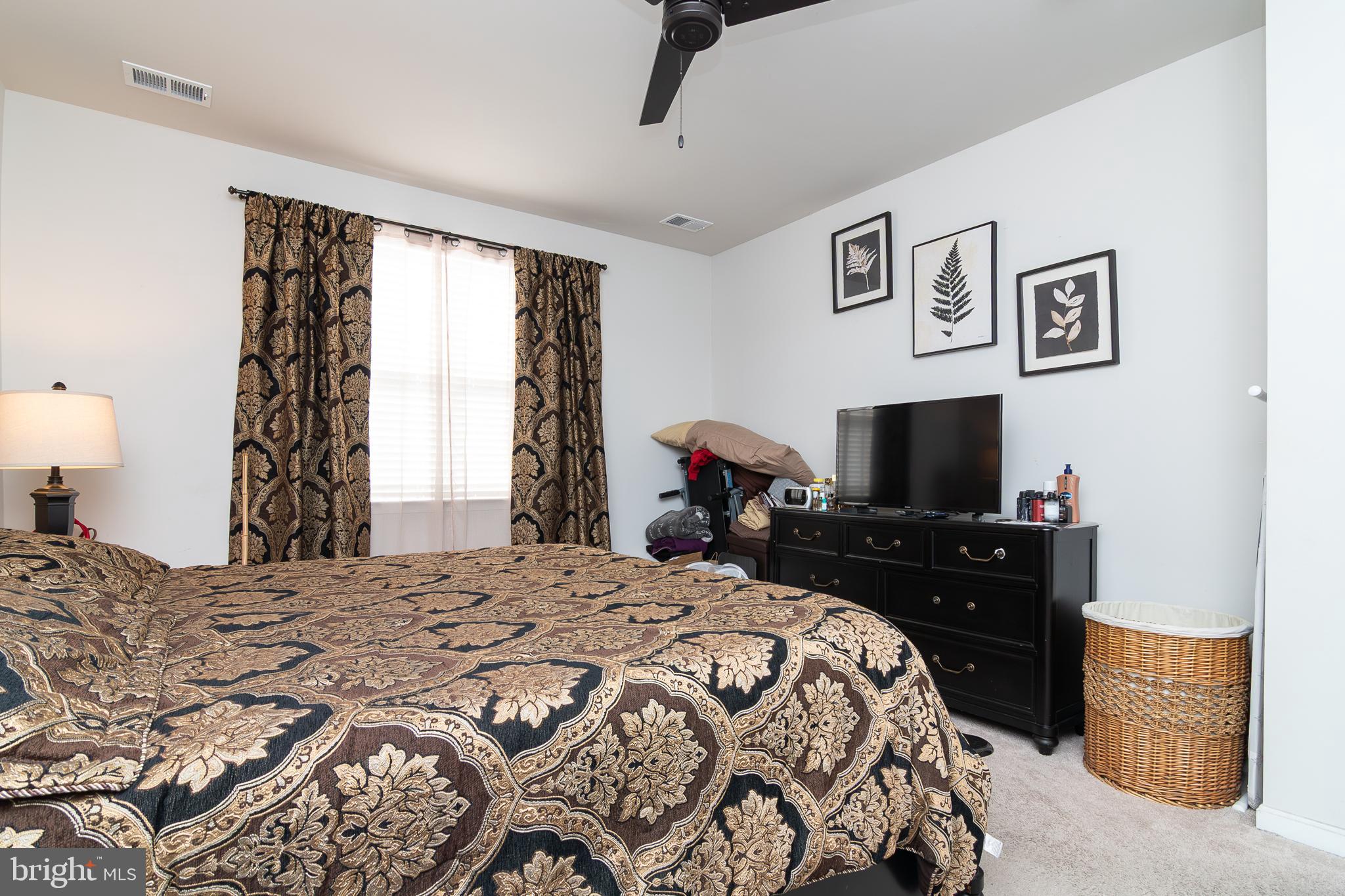 WEST SHORES AT NEW MILFORD - Residential