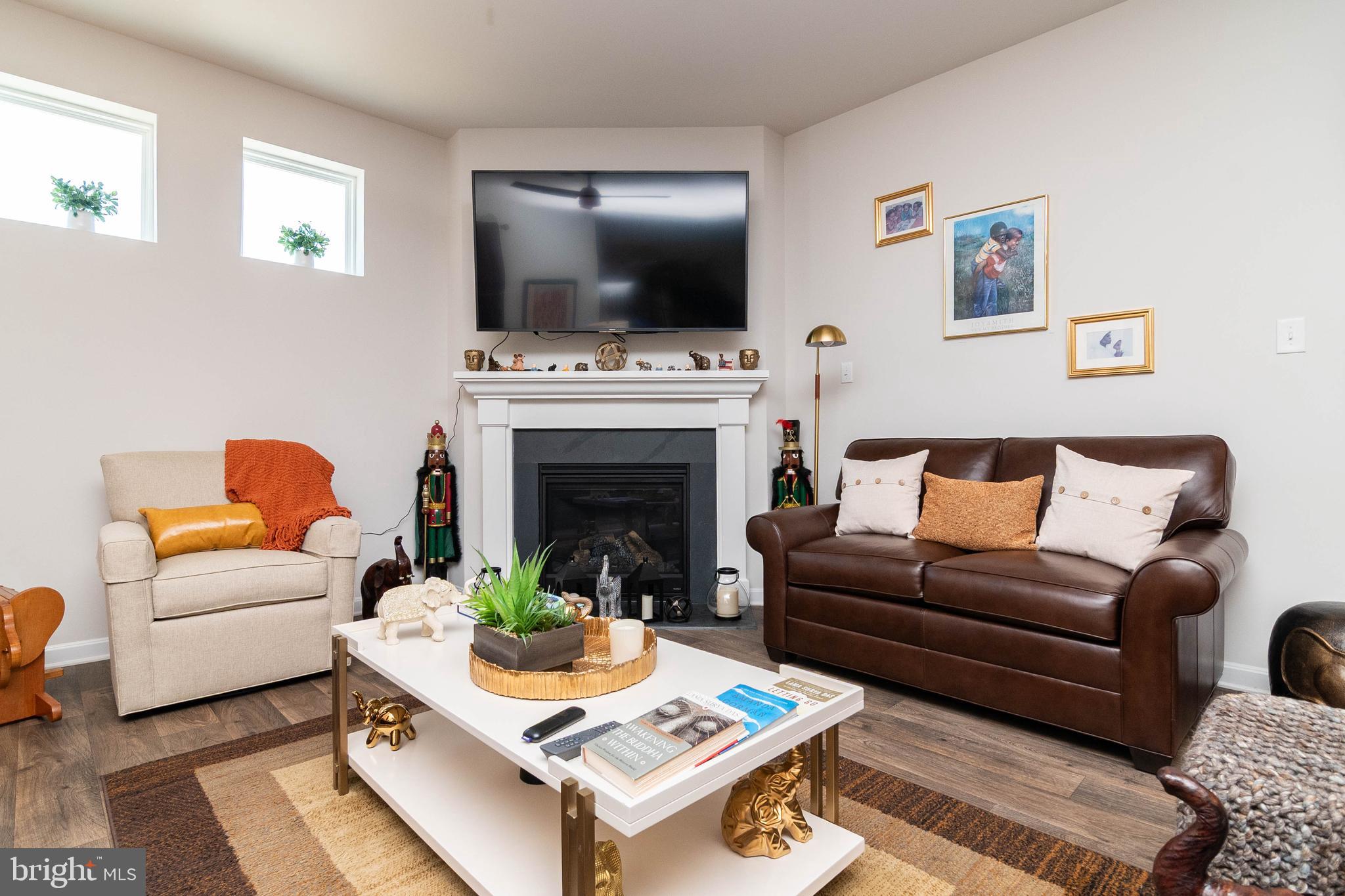 WEST SHORES AT NEW MILFORD - Residential
