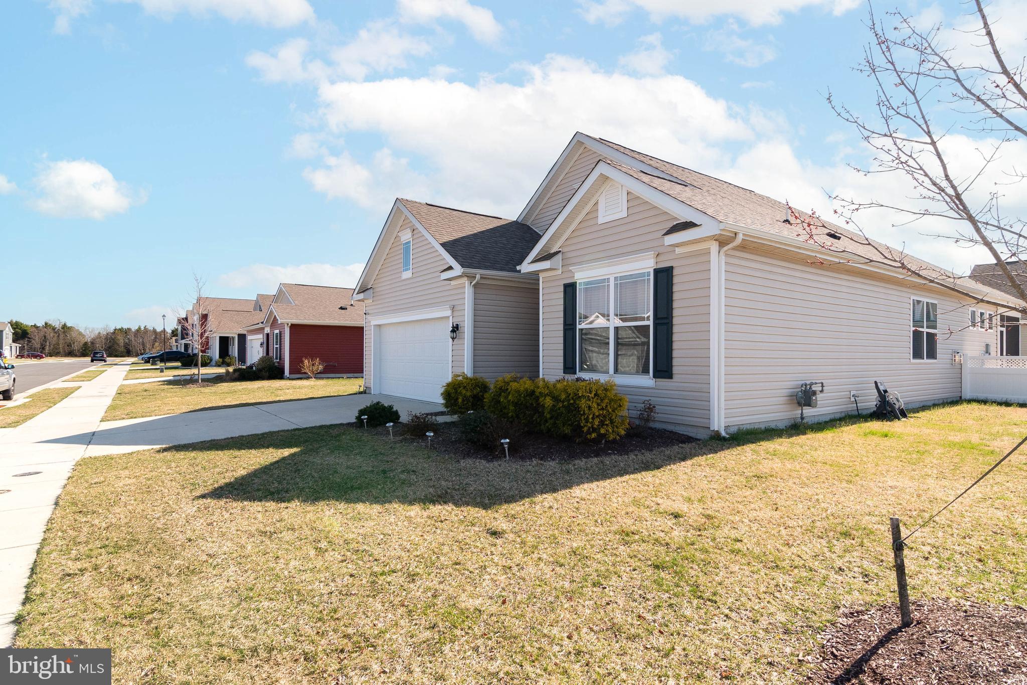 WEST SHORES AT NEW MILFORD - Residential
