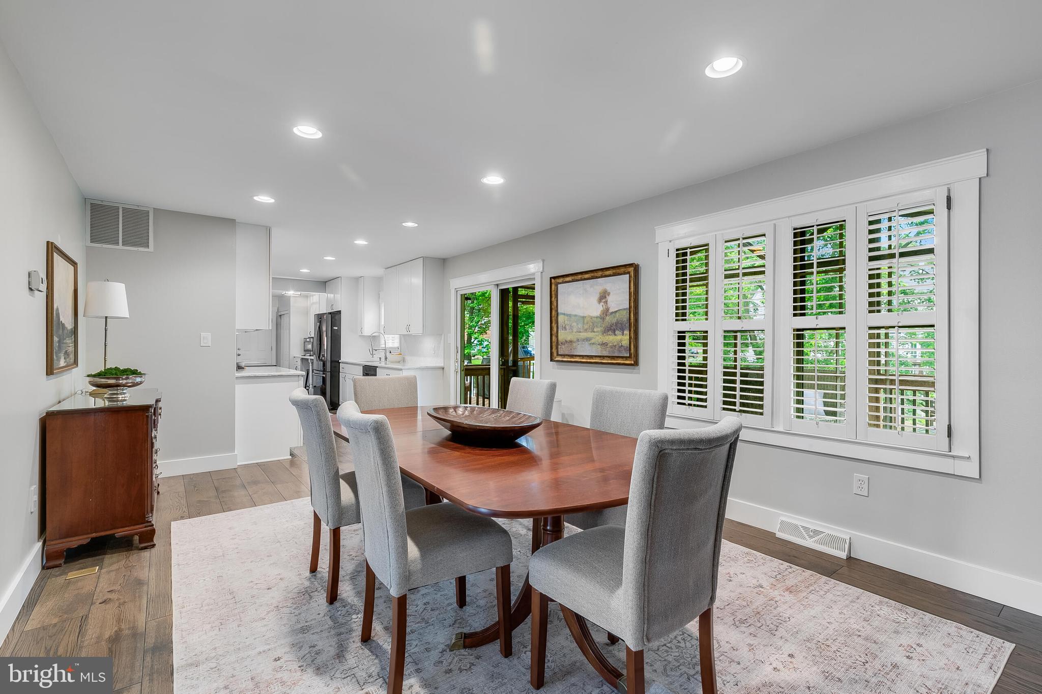 MIDDLERIDGE - Residential