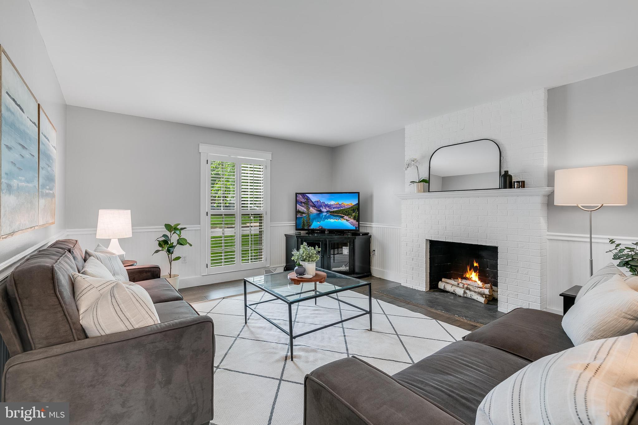MIDDLERIDGE - Residential