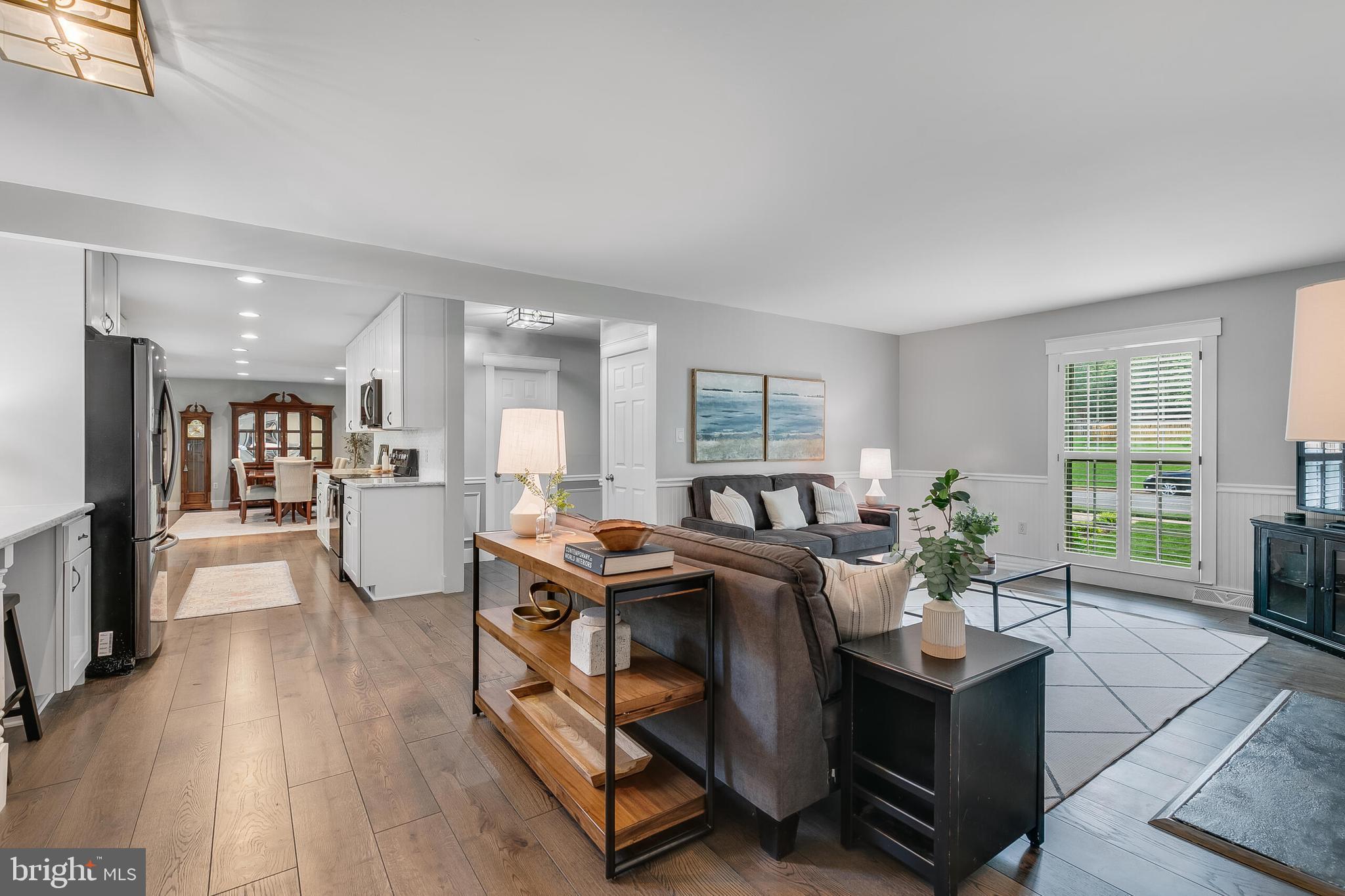 MIDDLERIDGE - Residential