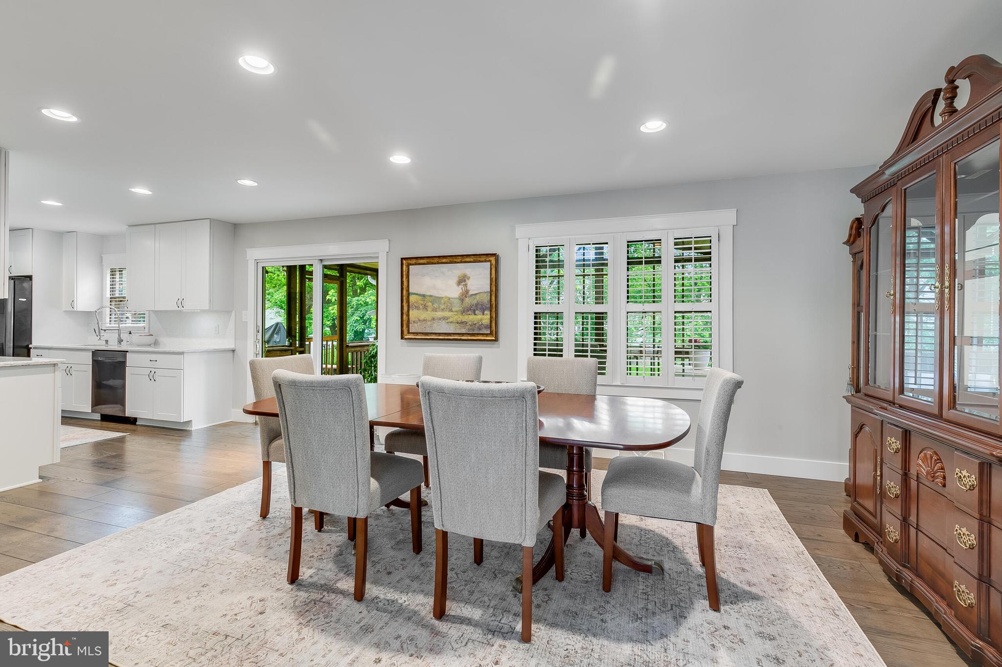 MIDDLERIDGE - Residential
