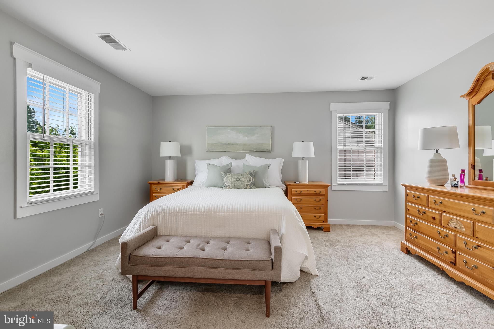 MIDDLERIDGE - Residential