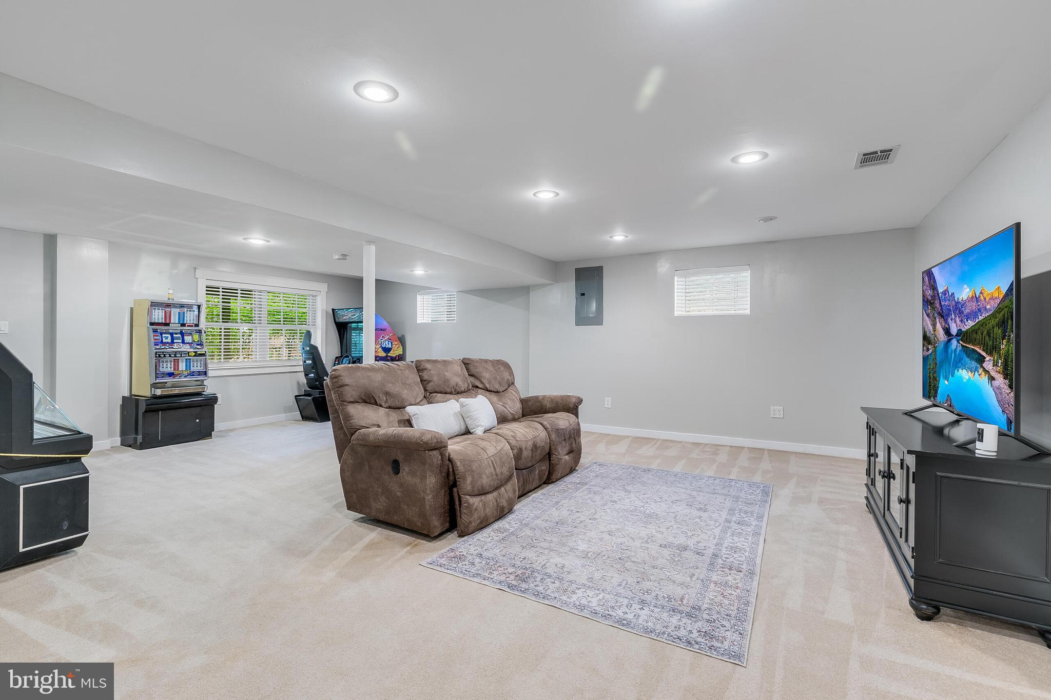 MIDDLERIDGE - Residential