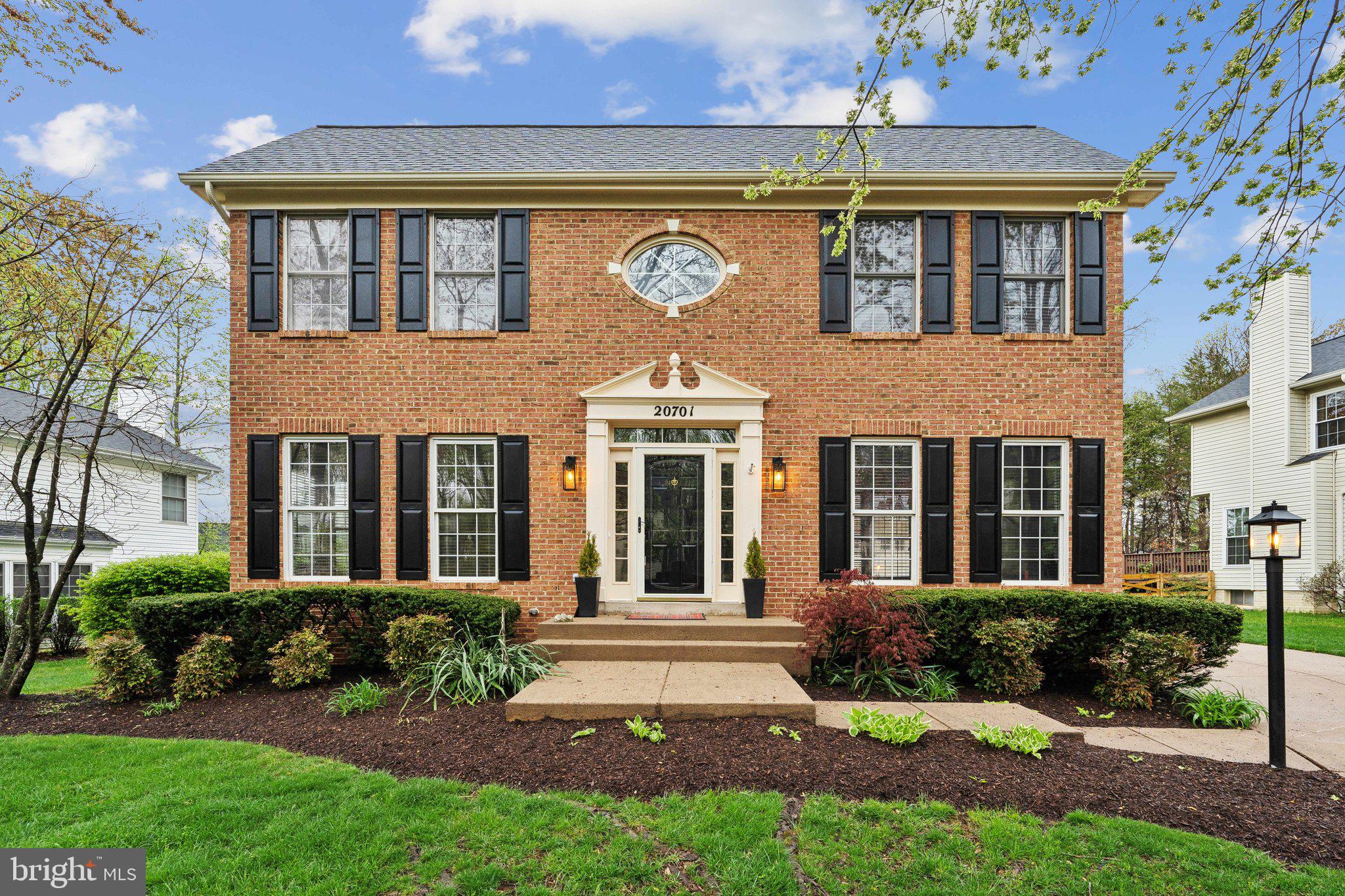 POTOMAC LAKES - Residential