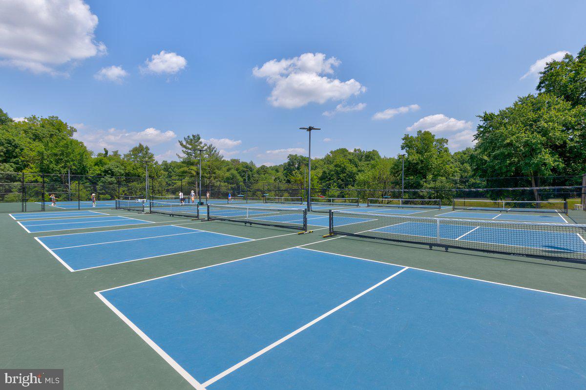 POTOMAC LAKES - Residential