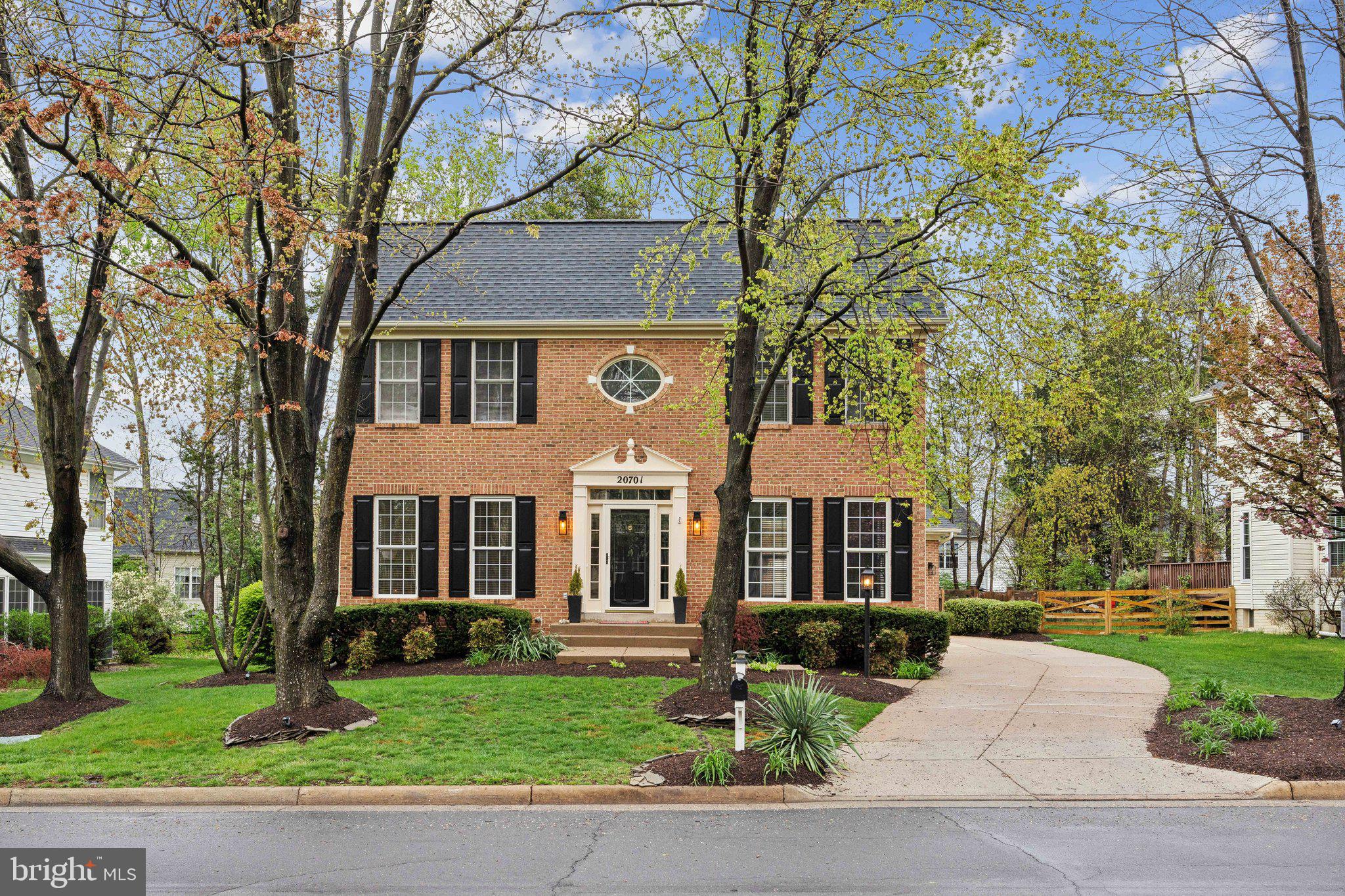 POTOMAC LAKES - Residential