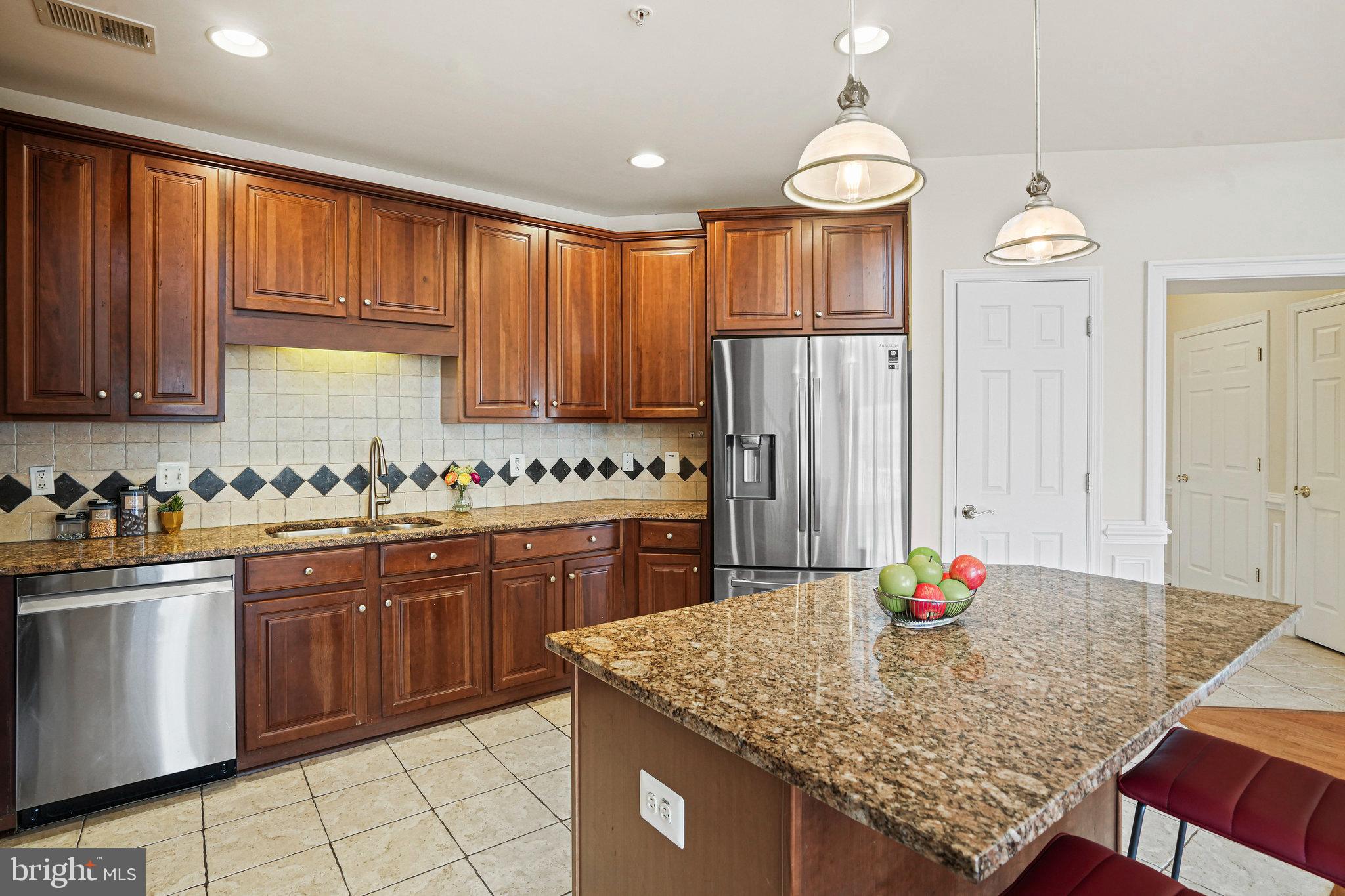 KING FARM IRVINGTON - Residential