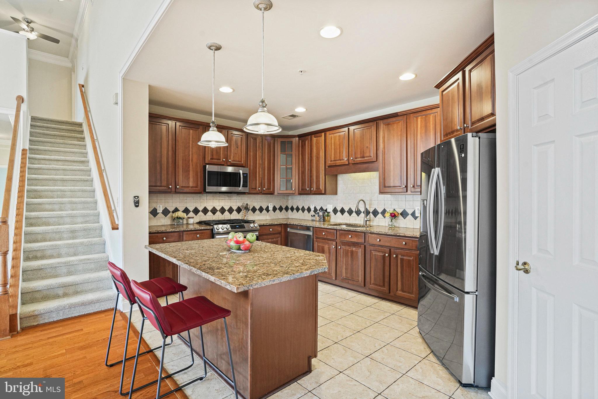 KING FARM IRVINGTON - Residential