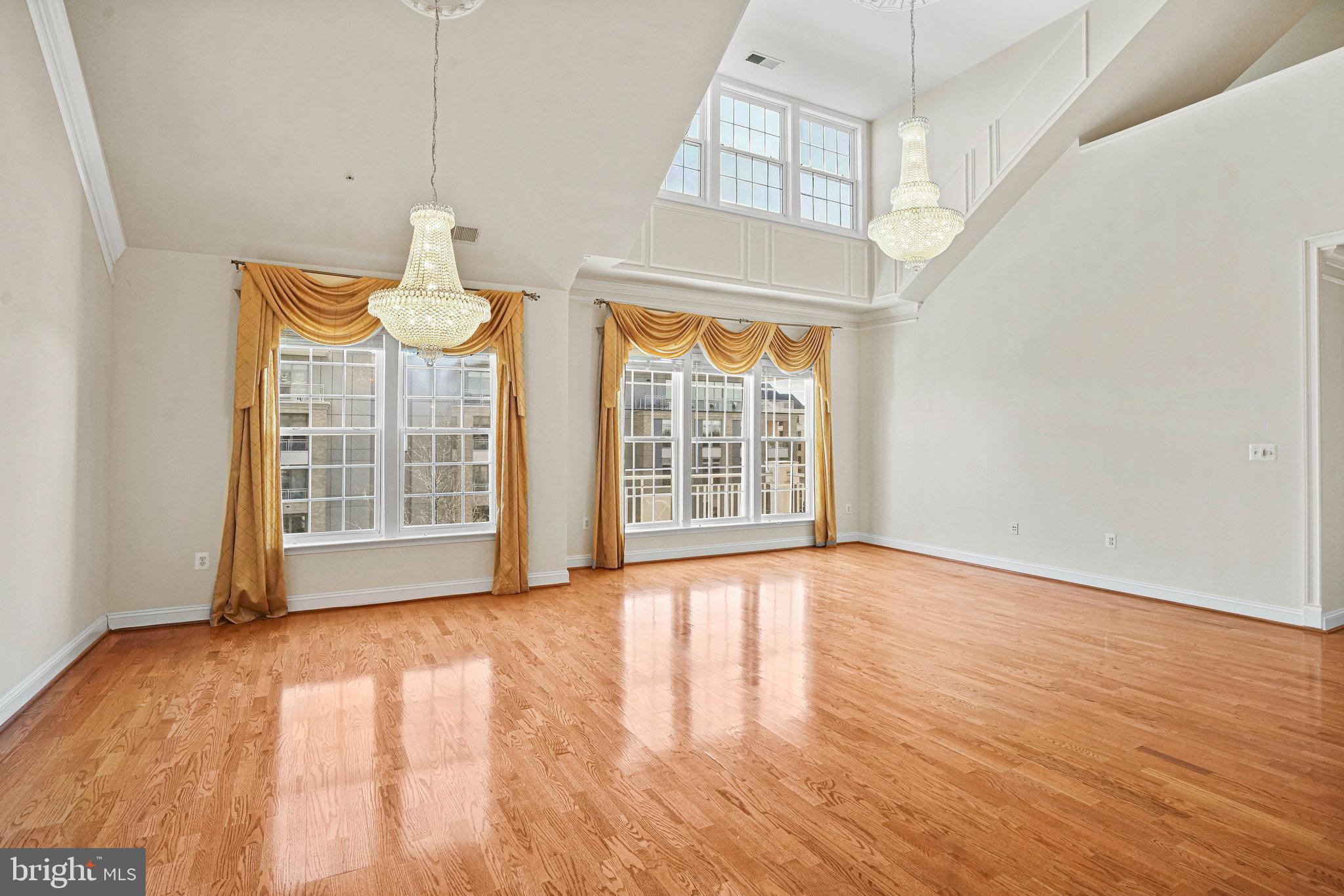 KING FARM IRVINGTON - Residential