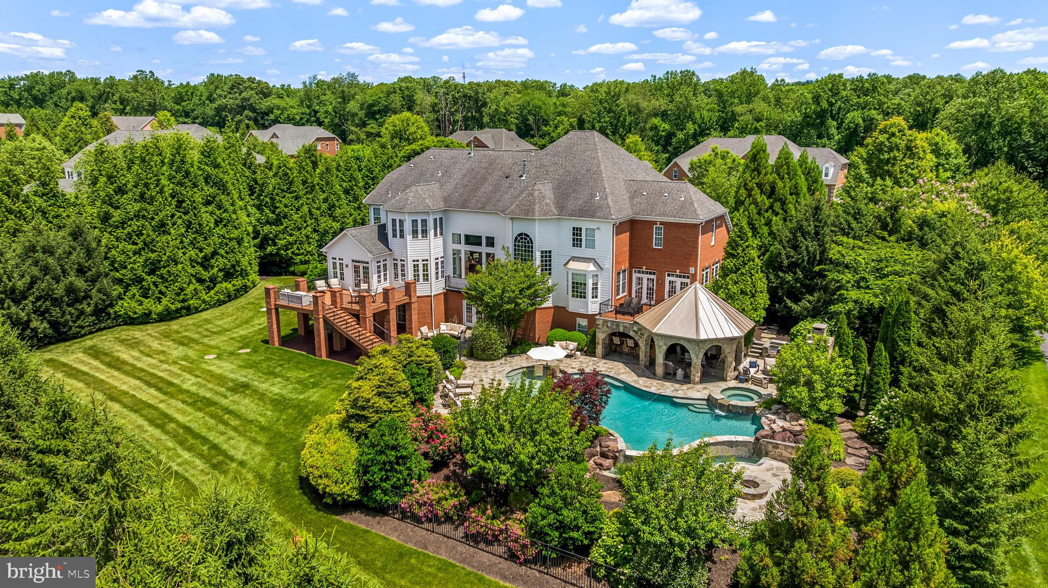 WATERFORD PRESERVE - Residential