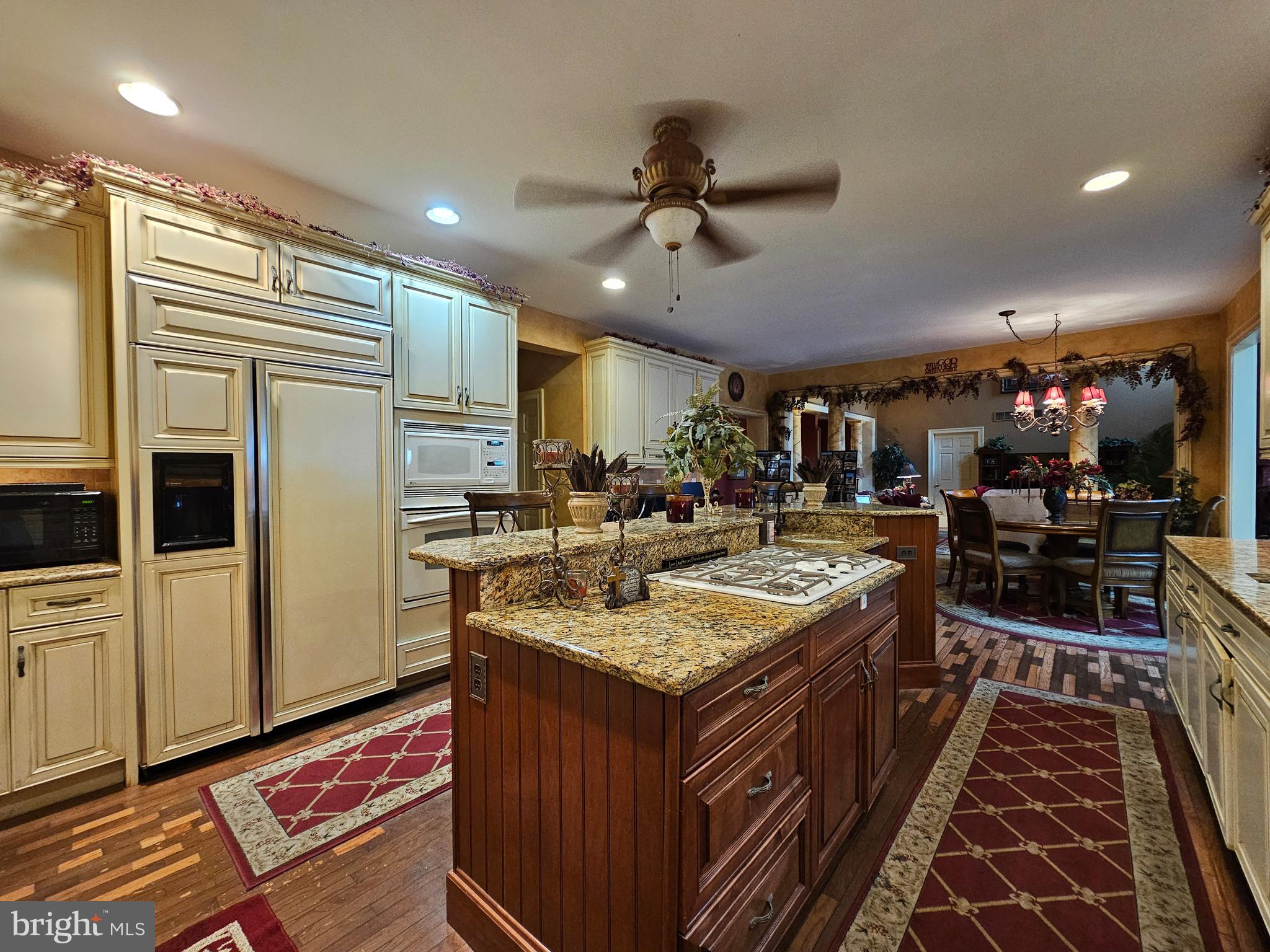 FOX CREEK ESTATES - Residential