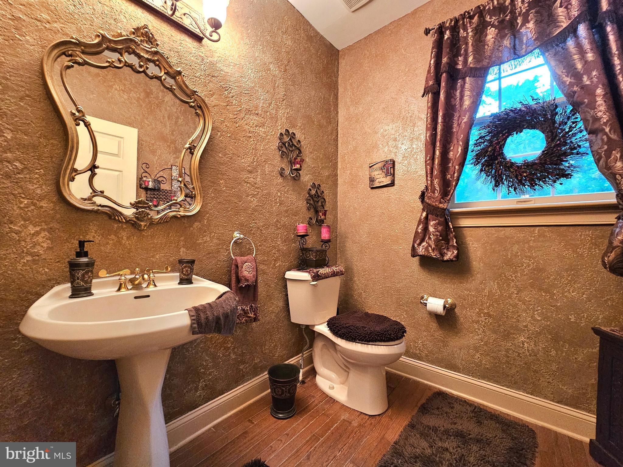 FOX CREEK ESTATES - Residential
