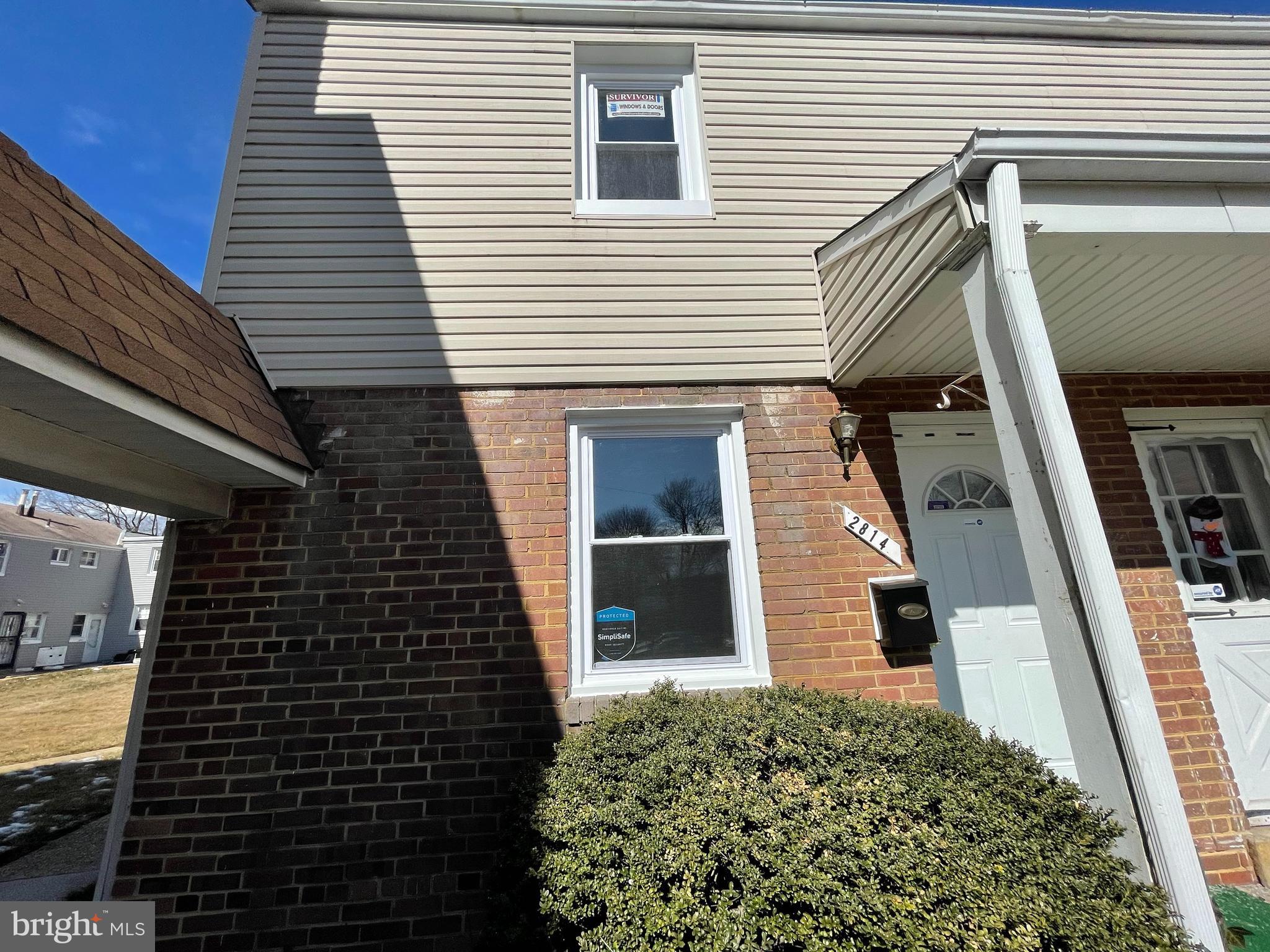 IVERSON SQUARE CONDOMINIUM - Residential