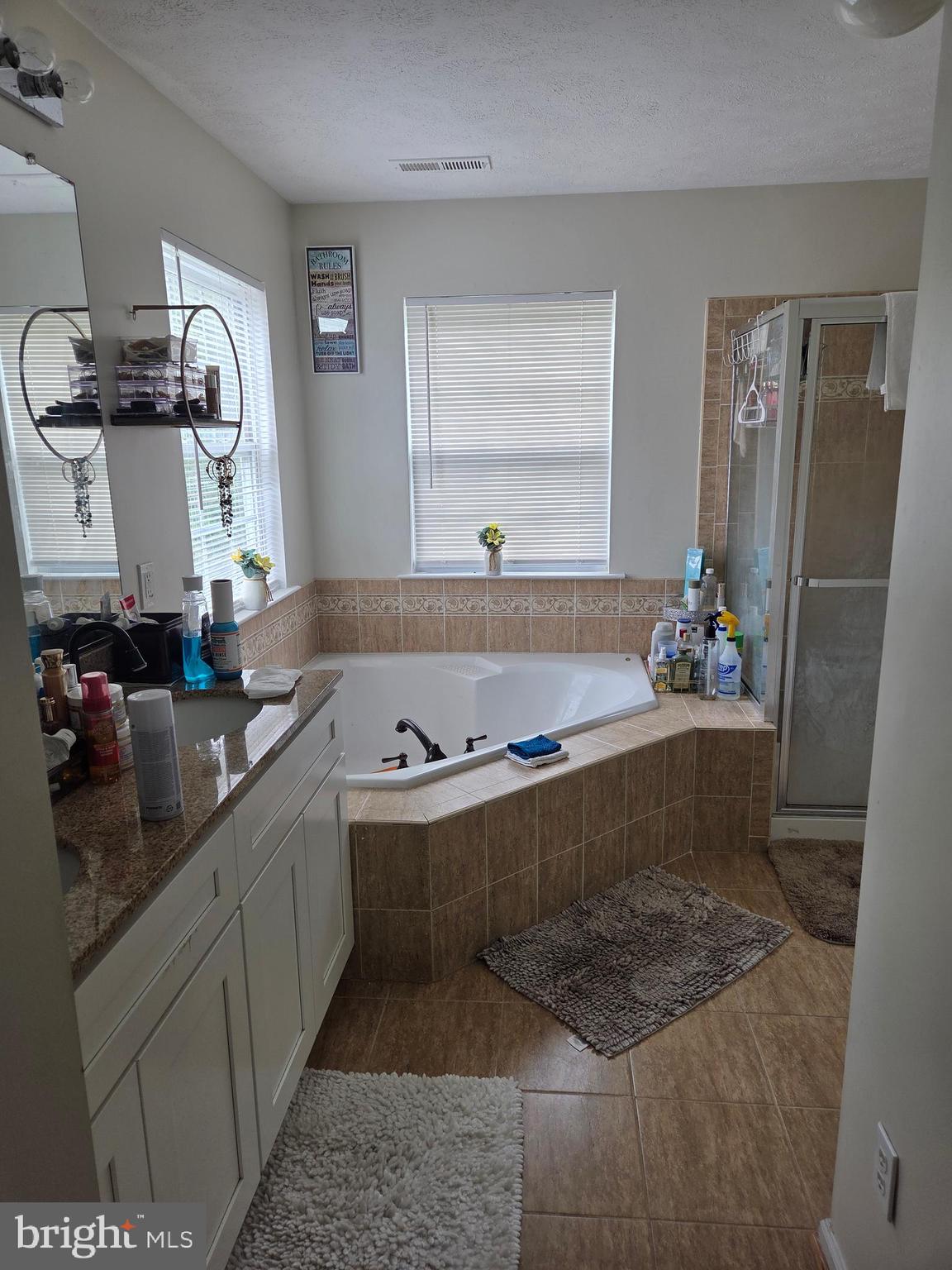 TOWNSEND VILLAGE IL - Residential