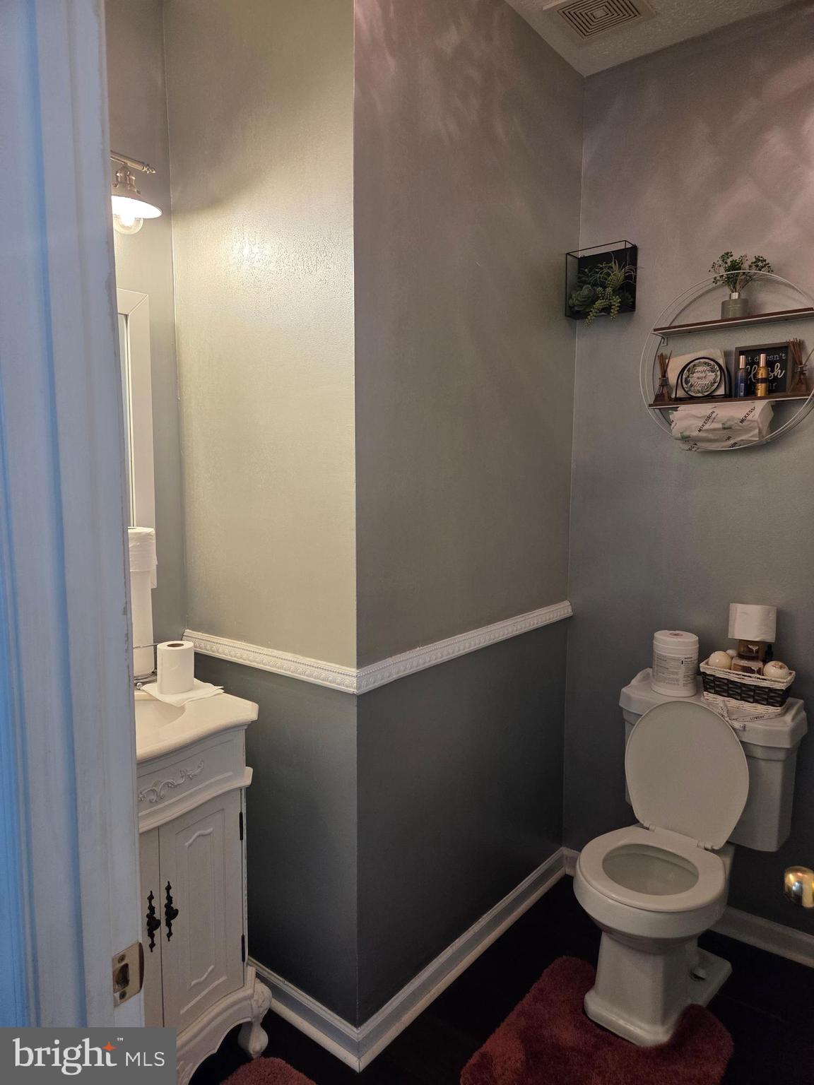 TOWNSEND VILLAGE IL - Residential