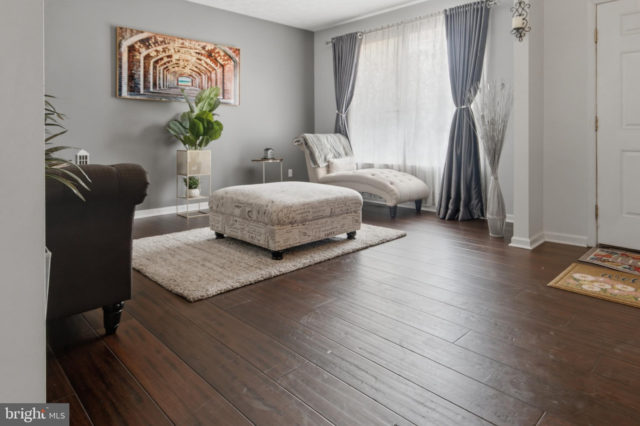 TOWNSEND VILLAGE IL - Residential