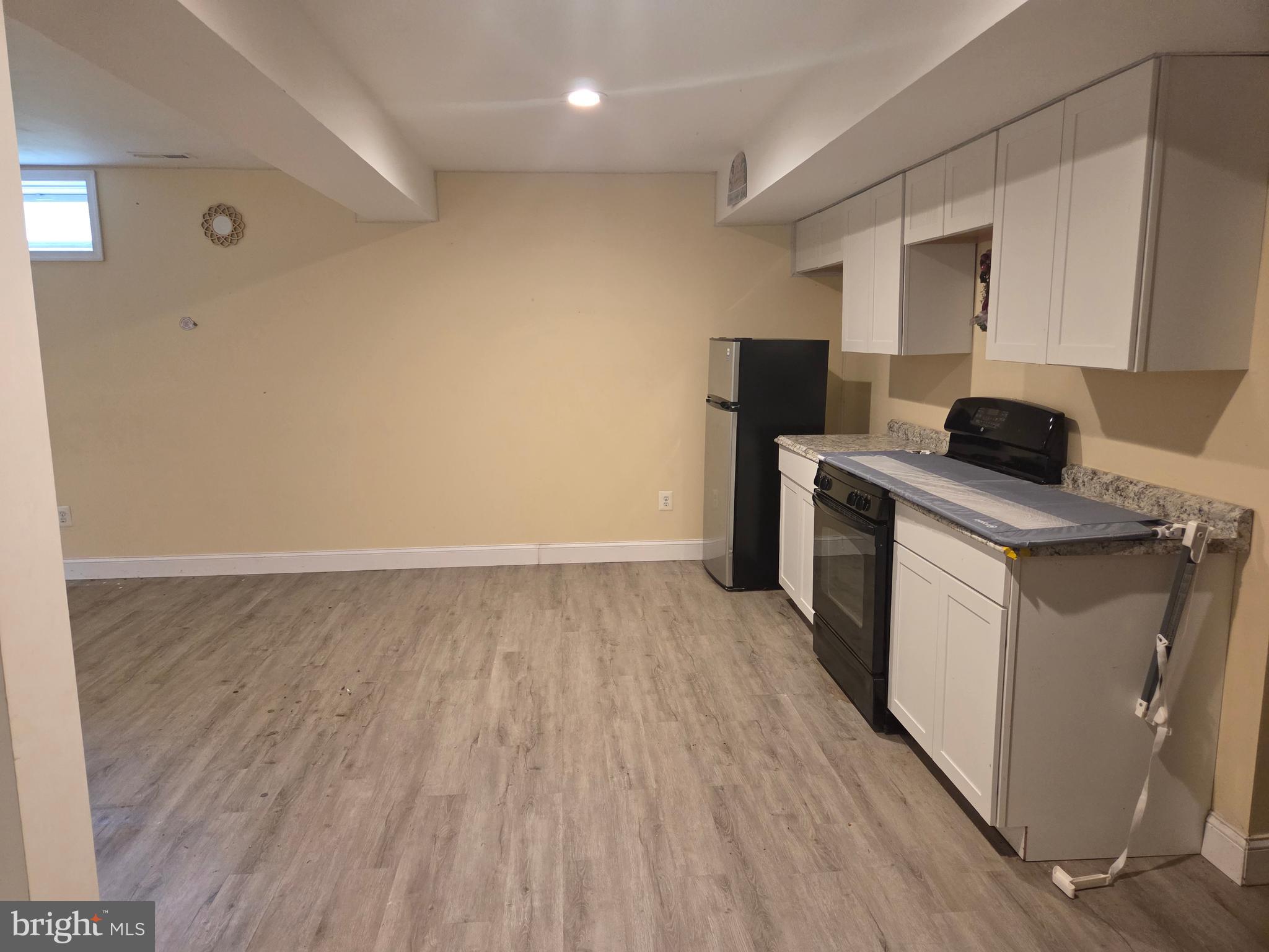TOWNSEND VILLAGE IL - Residential