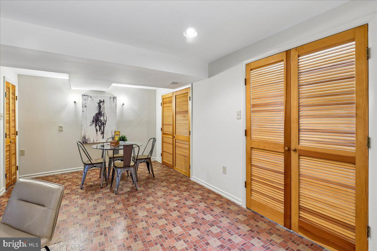 ROSEMARY HILLS - Residential
