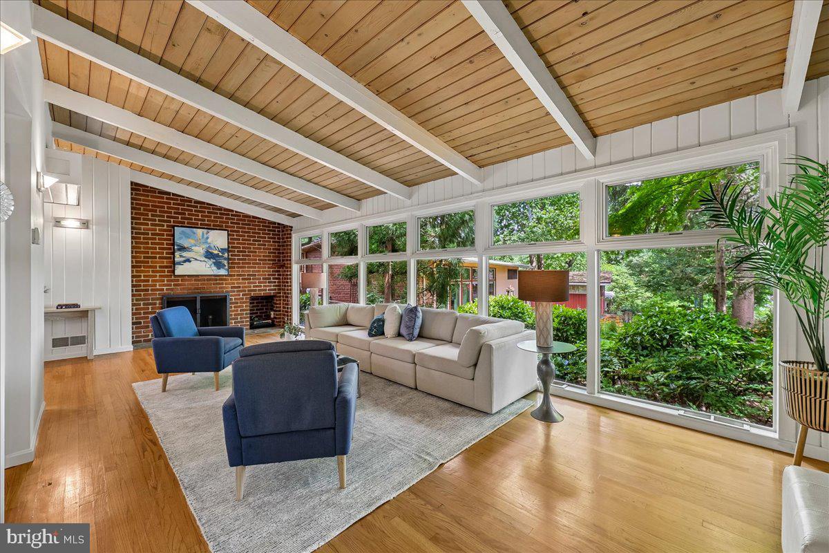 ROSEMARY HILLS - Residential