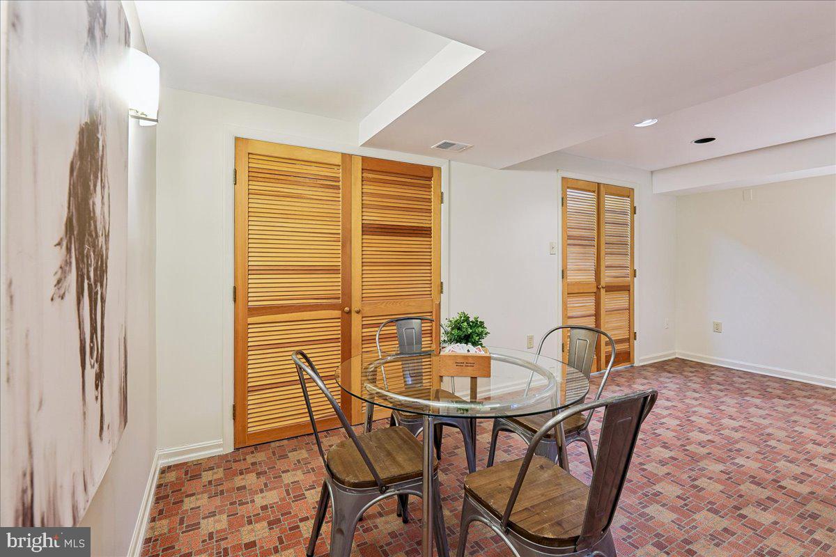 ROSEMARY HILLS - Residential