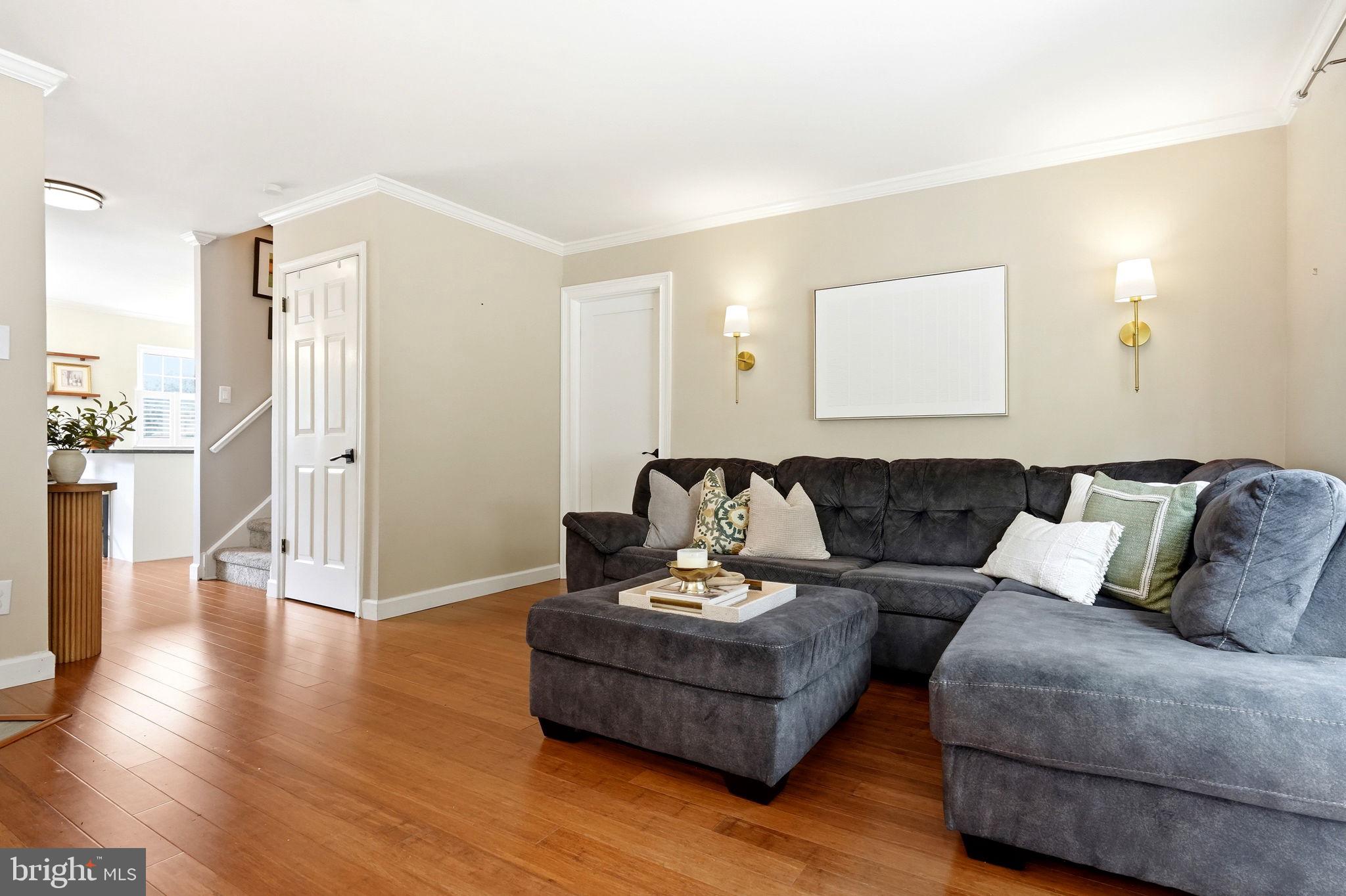 COVENTRY VILLAGE - Residential