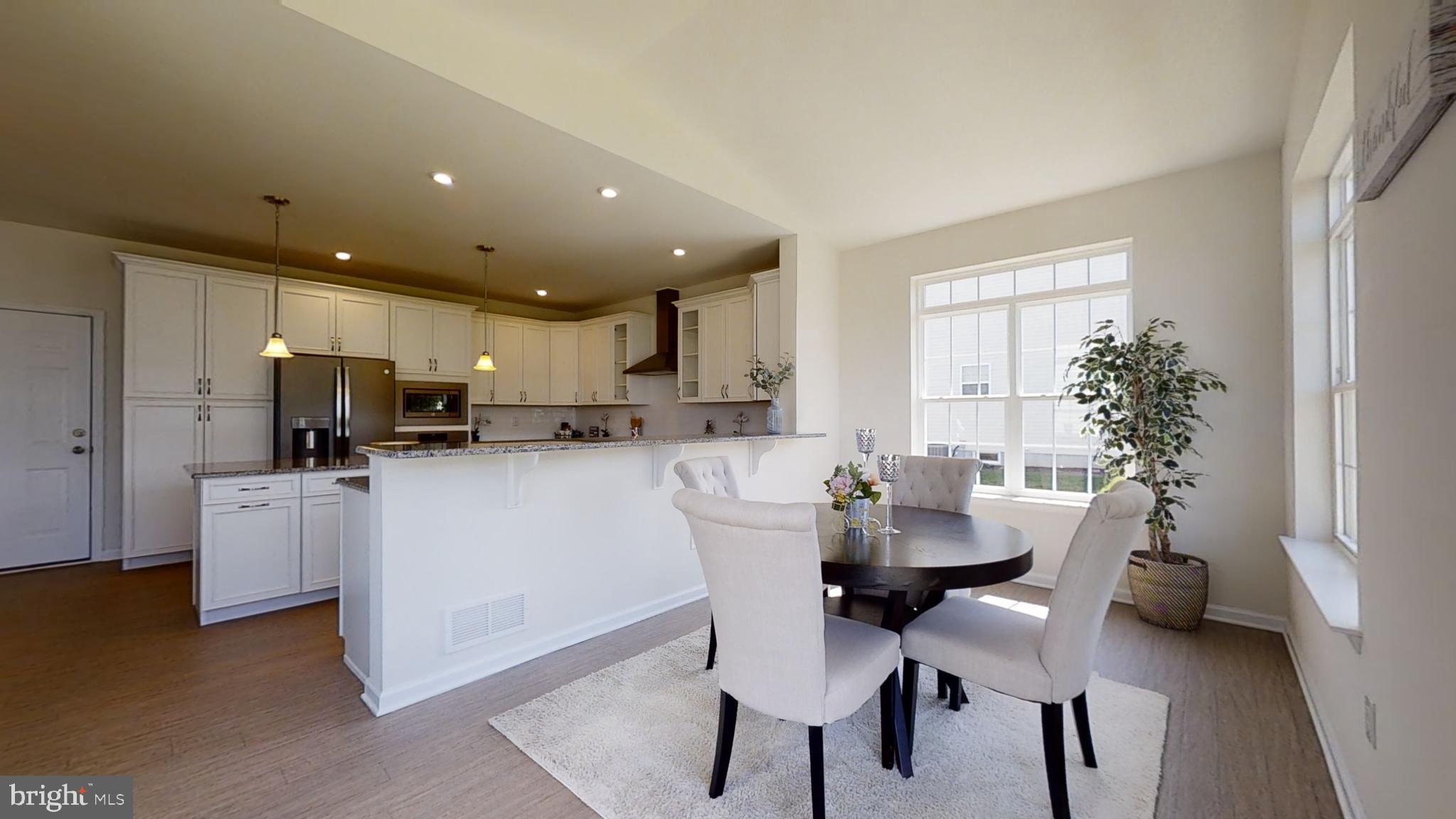 HIDDEN BROOK - Residential