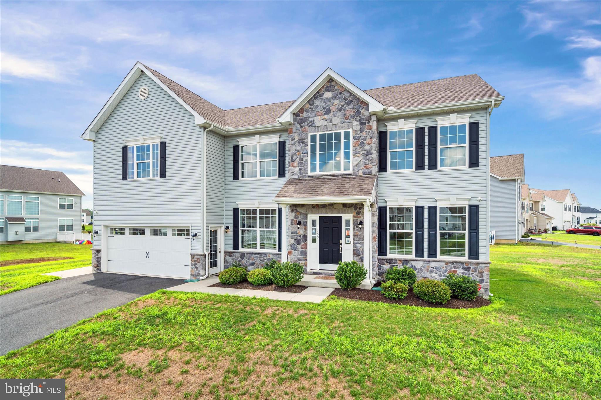 HIDDEN BROOK - Residential