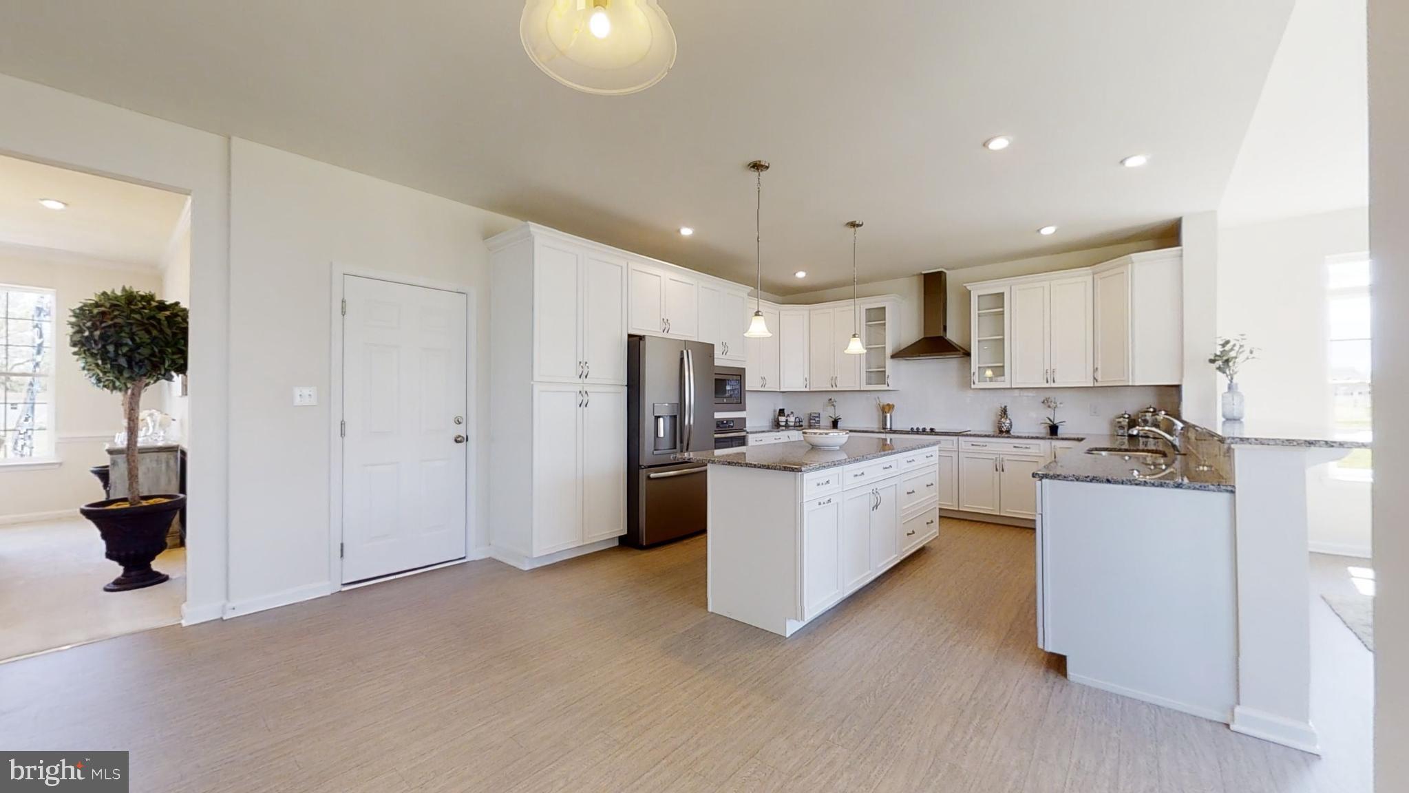 HIDDEN BROOK - Residential