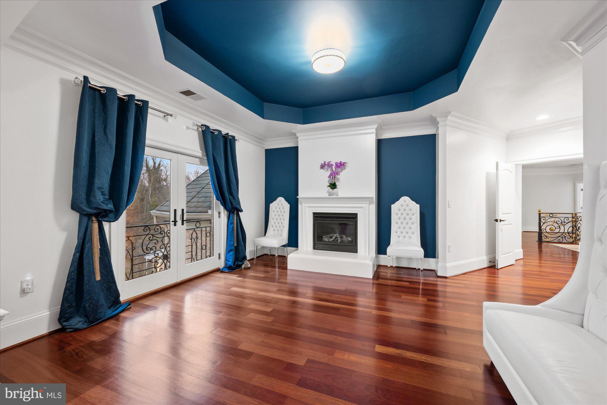 FORESTVILLE - Residential