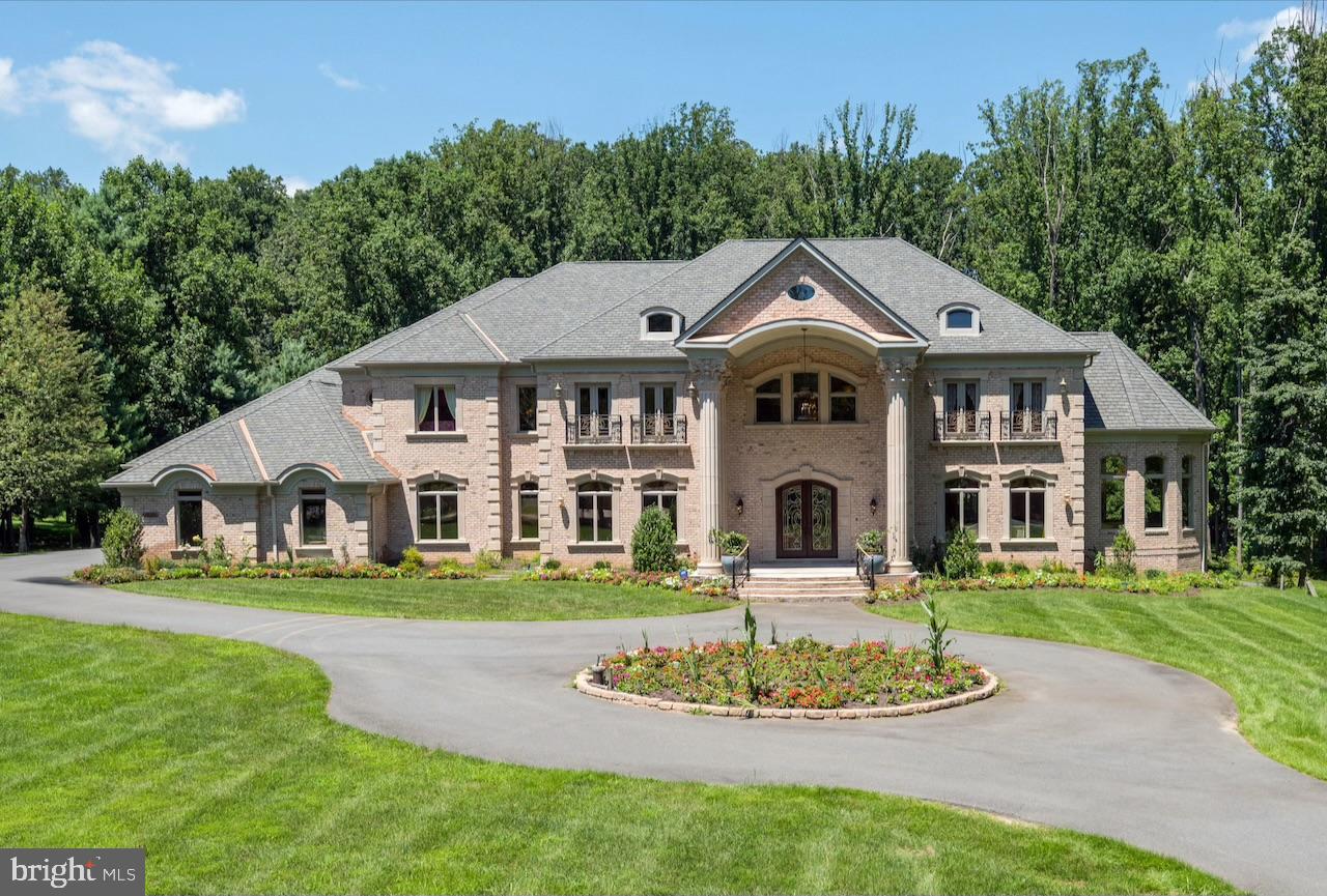 FORESTVILLE - Residential