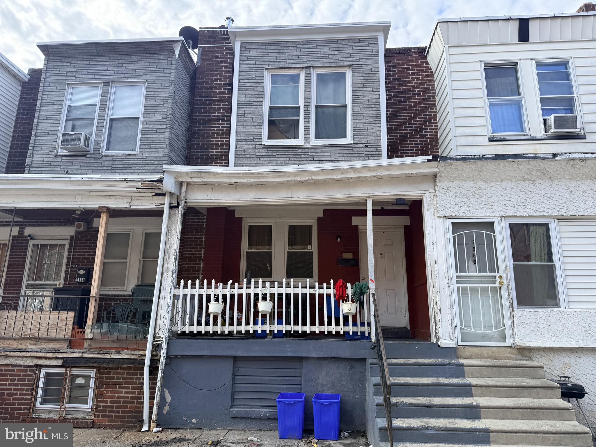 ELMWOOD PARK - Residential
