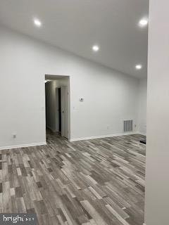DEEP CREEK COMMONS - Residential