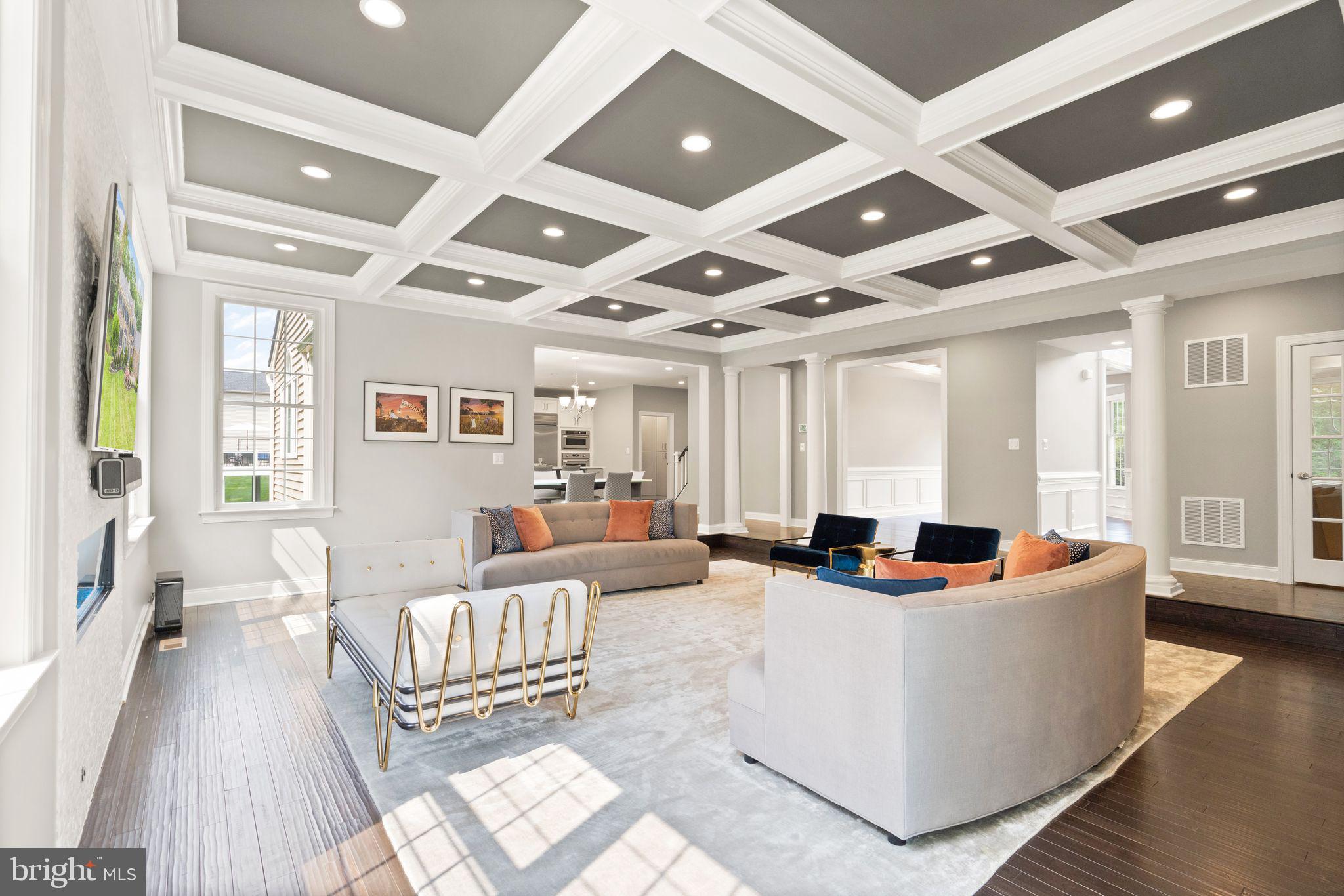 DOMINION VALLEY COUNTRY CLUB - Residential