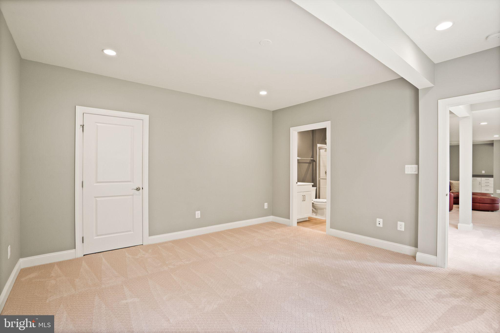 DOMINION VALLEY COUNTRY CLUB - Residential