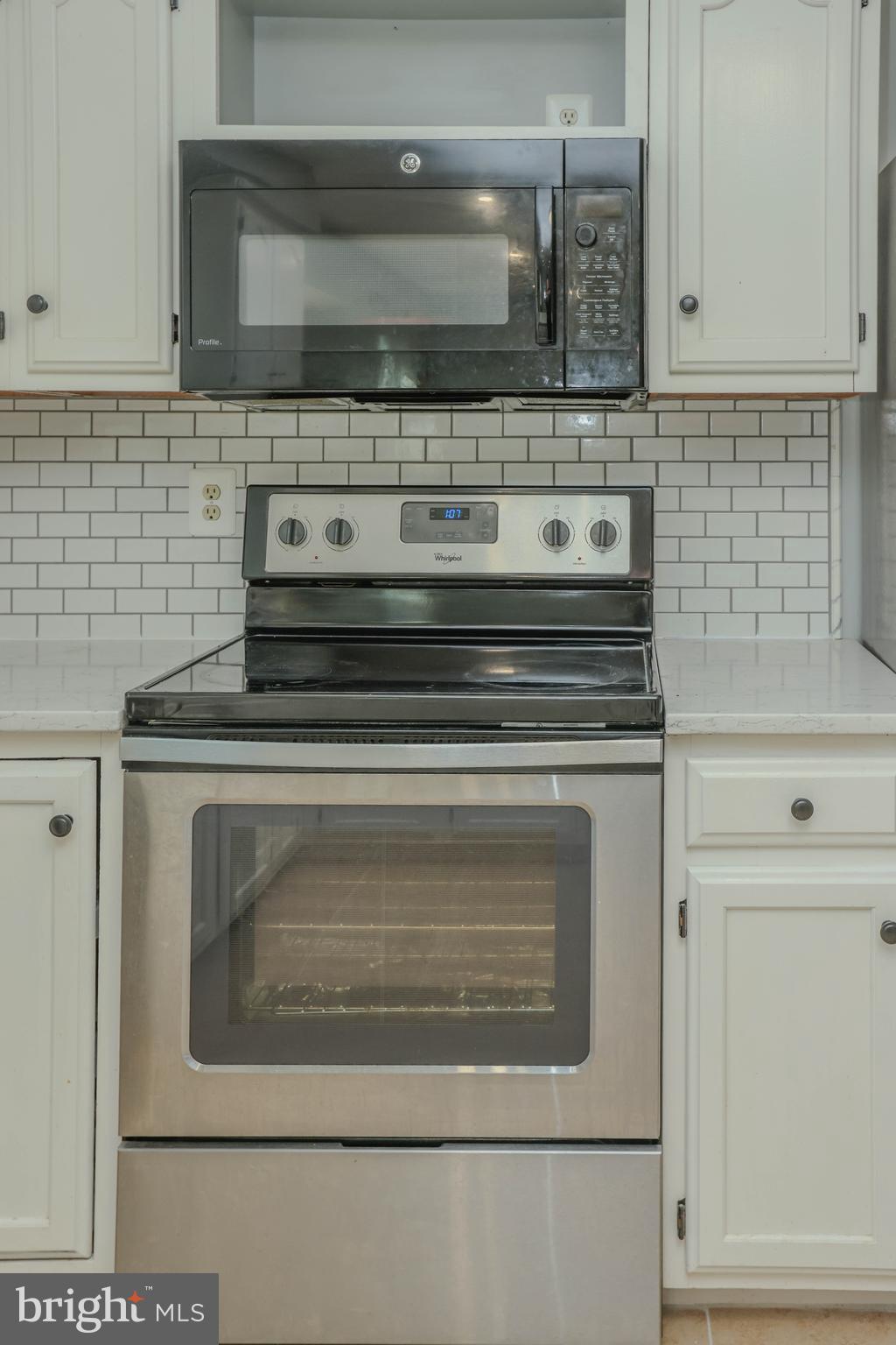 HUNTERS RUN - Residential Lease