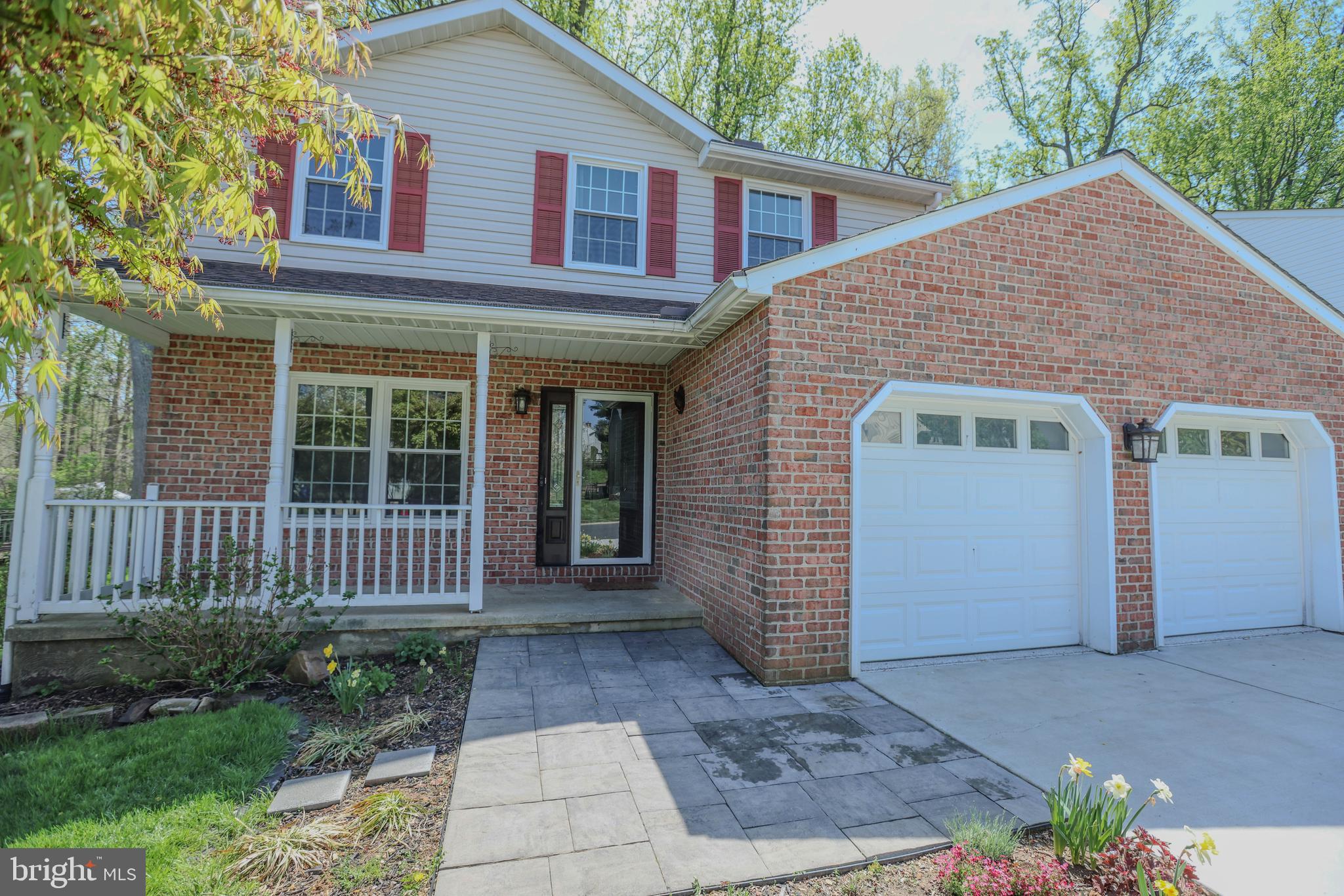 HUNTERS RUN - Residential Lease
