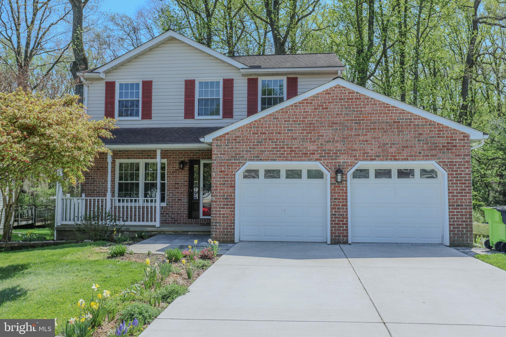 HUNTERS RUN - Residential Lease