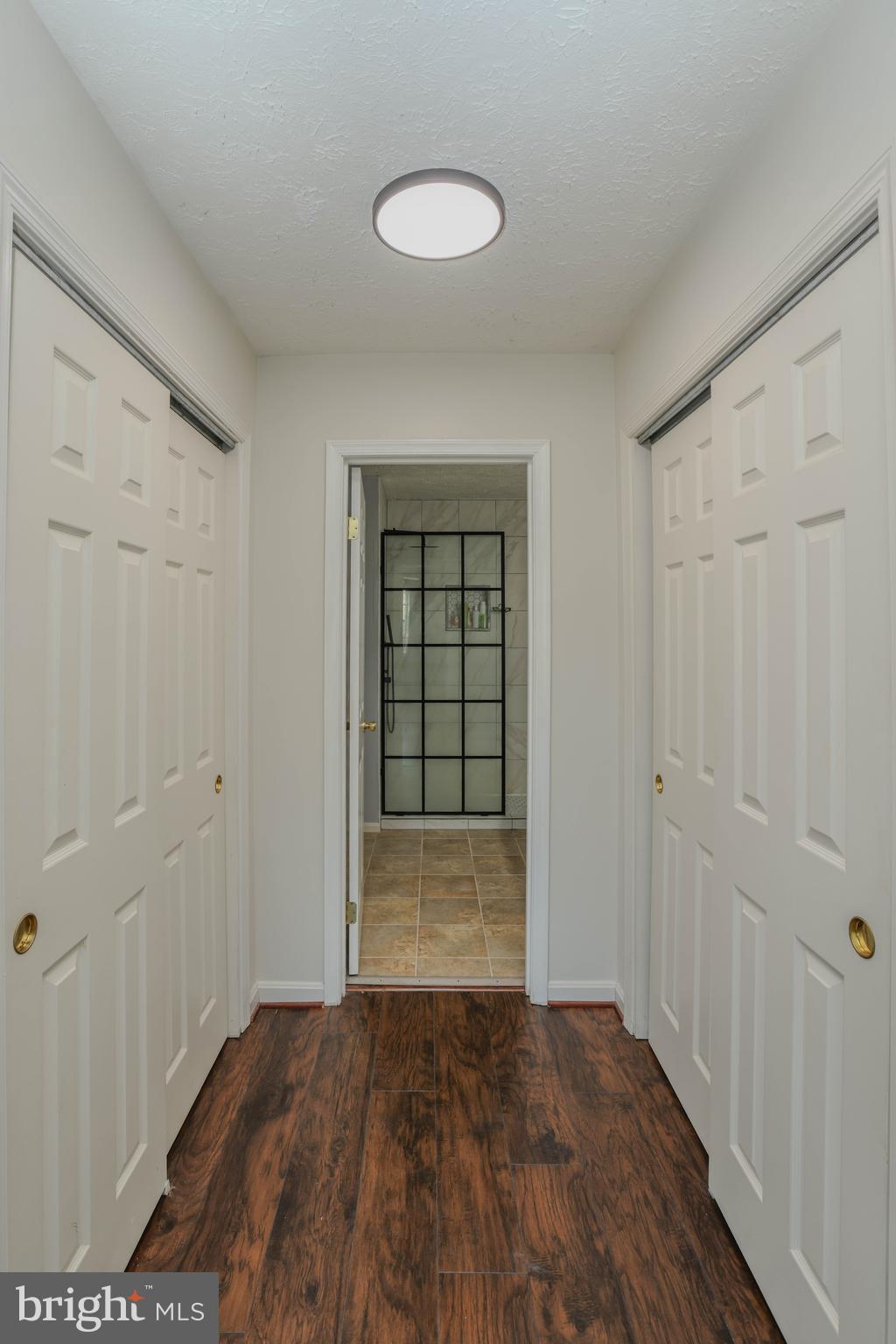 HUNTERS RUN - Residential Lease