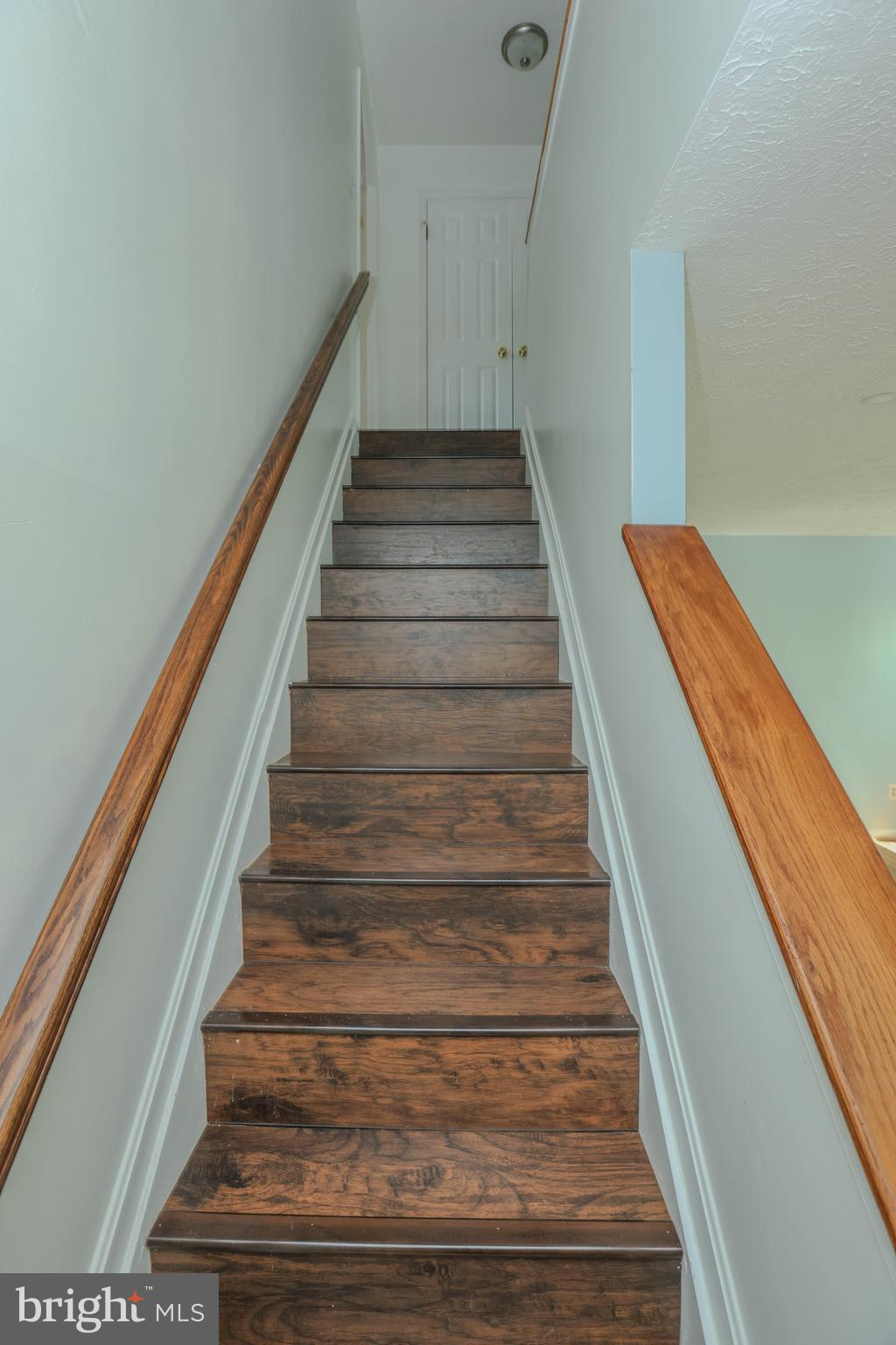 HUNTERS RUN - Residential Lease
