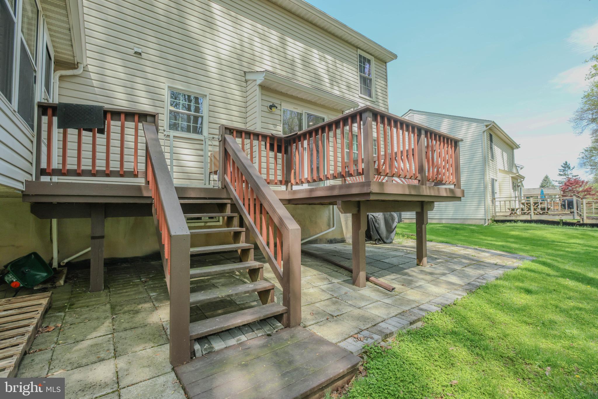 HUNTERS RUN - Residential Lease
