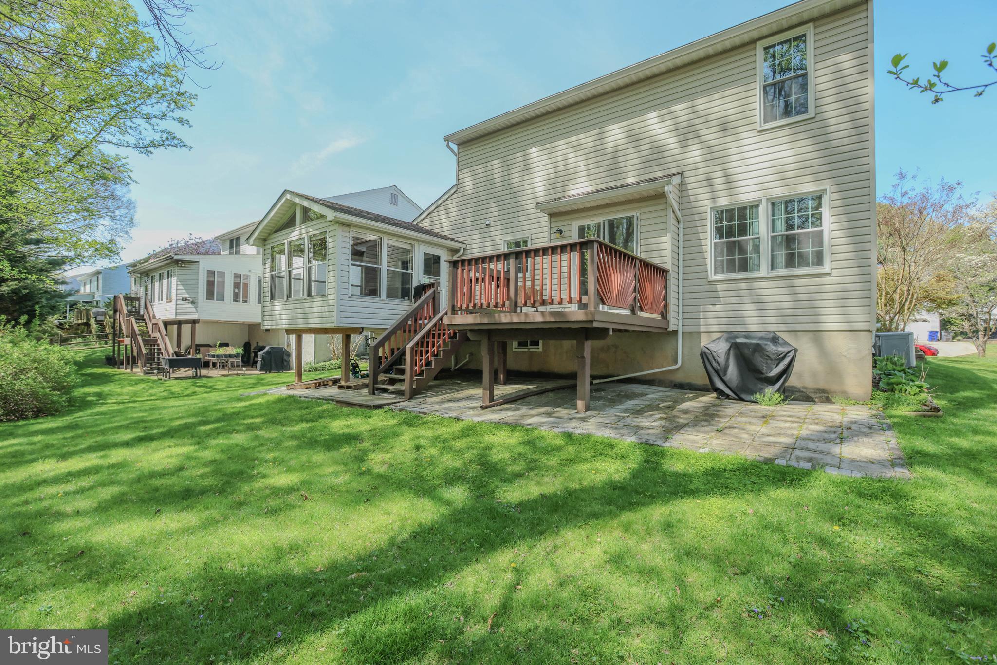 HUNTERS RUN - Residential Lease