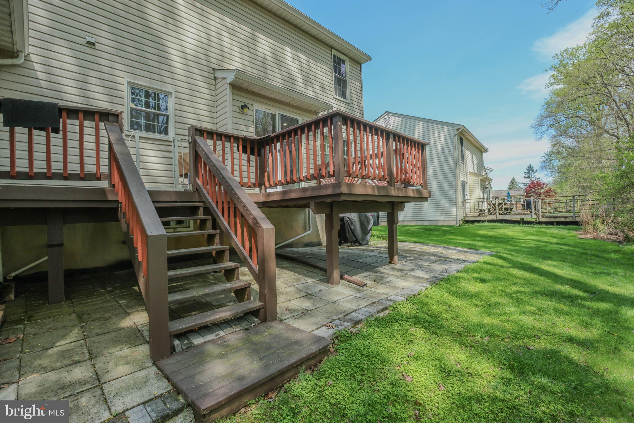 HUNTERS RUN - Residential Lease
