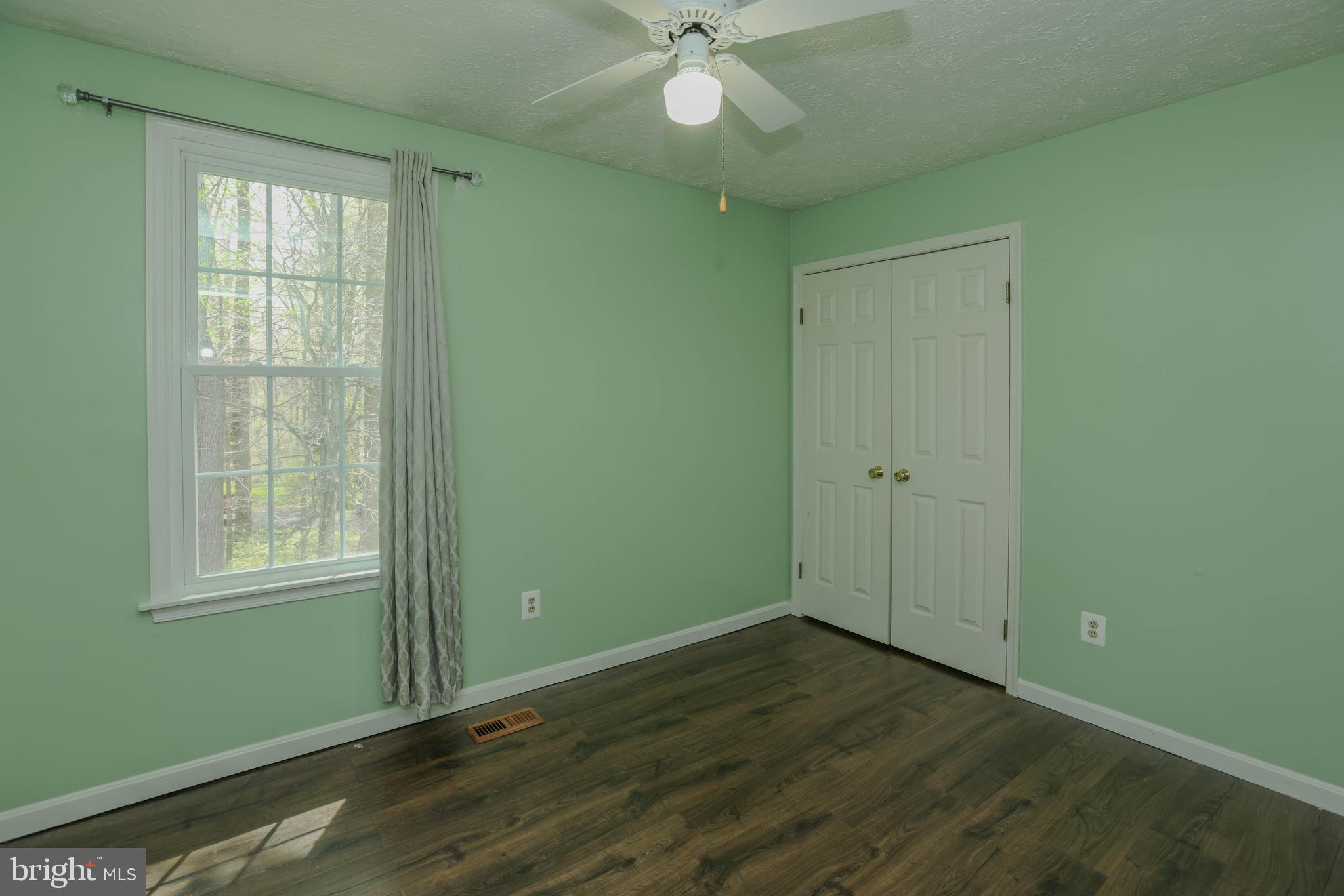 HUNTERS RUN - Residential Lease